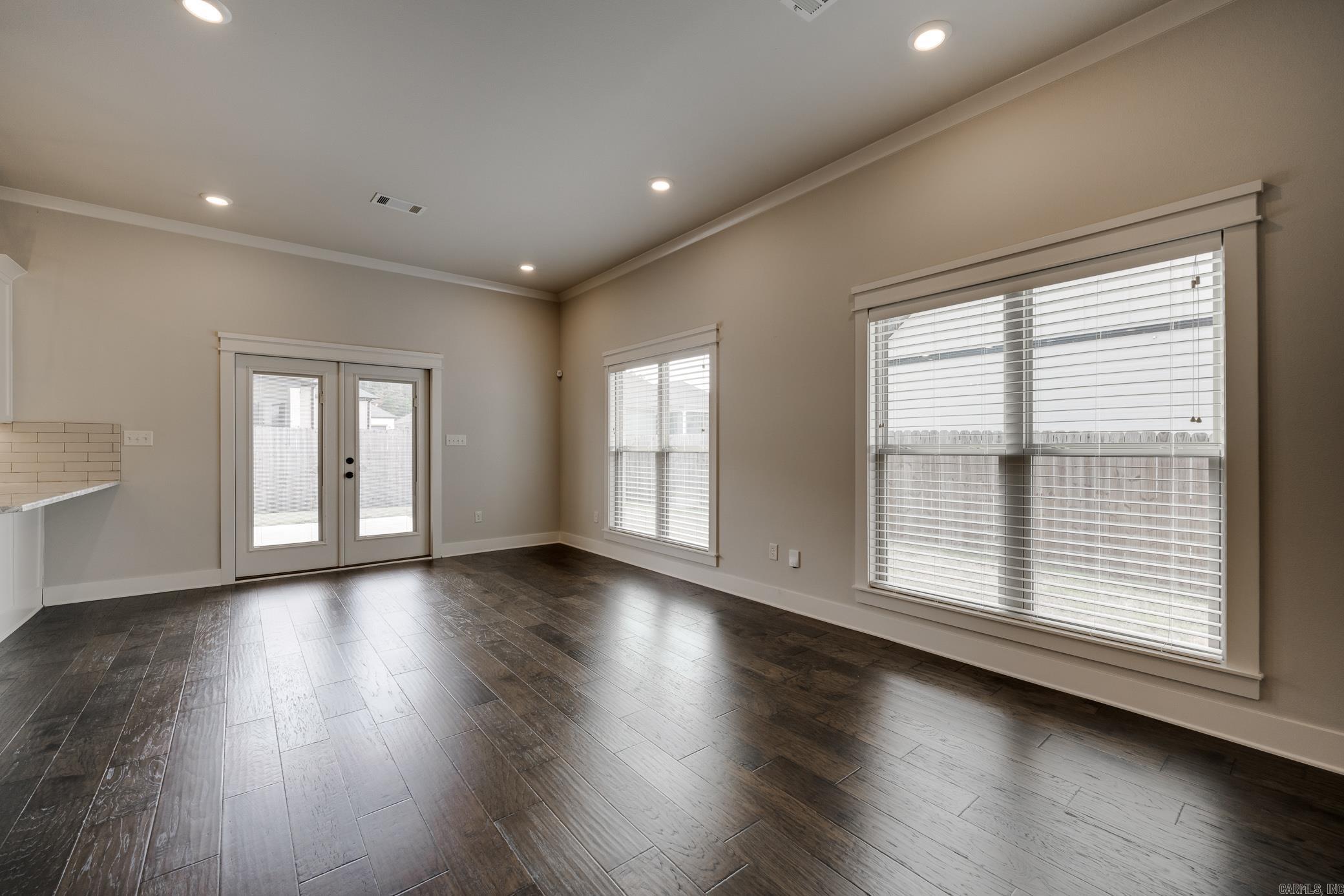 2635 Lilac Drive