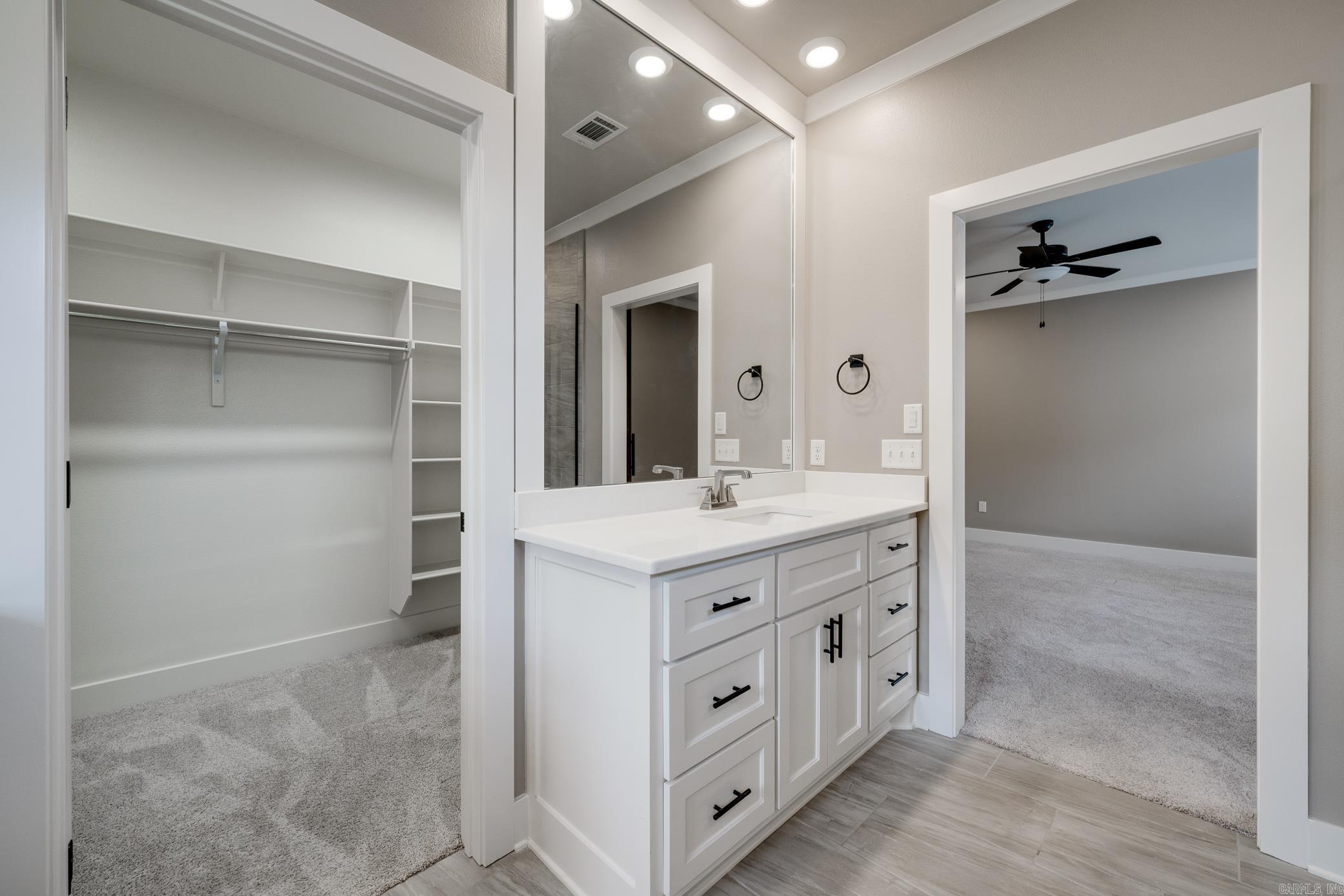 2635 Lilac Drive