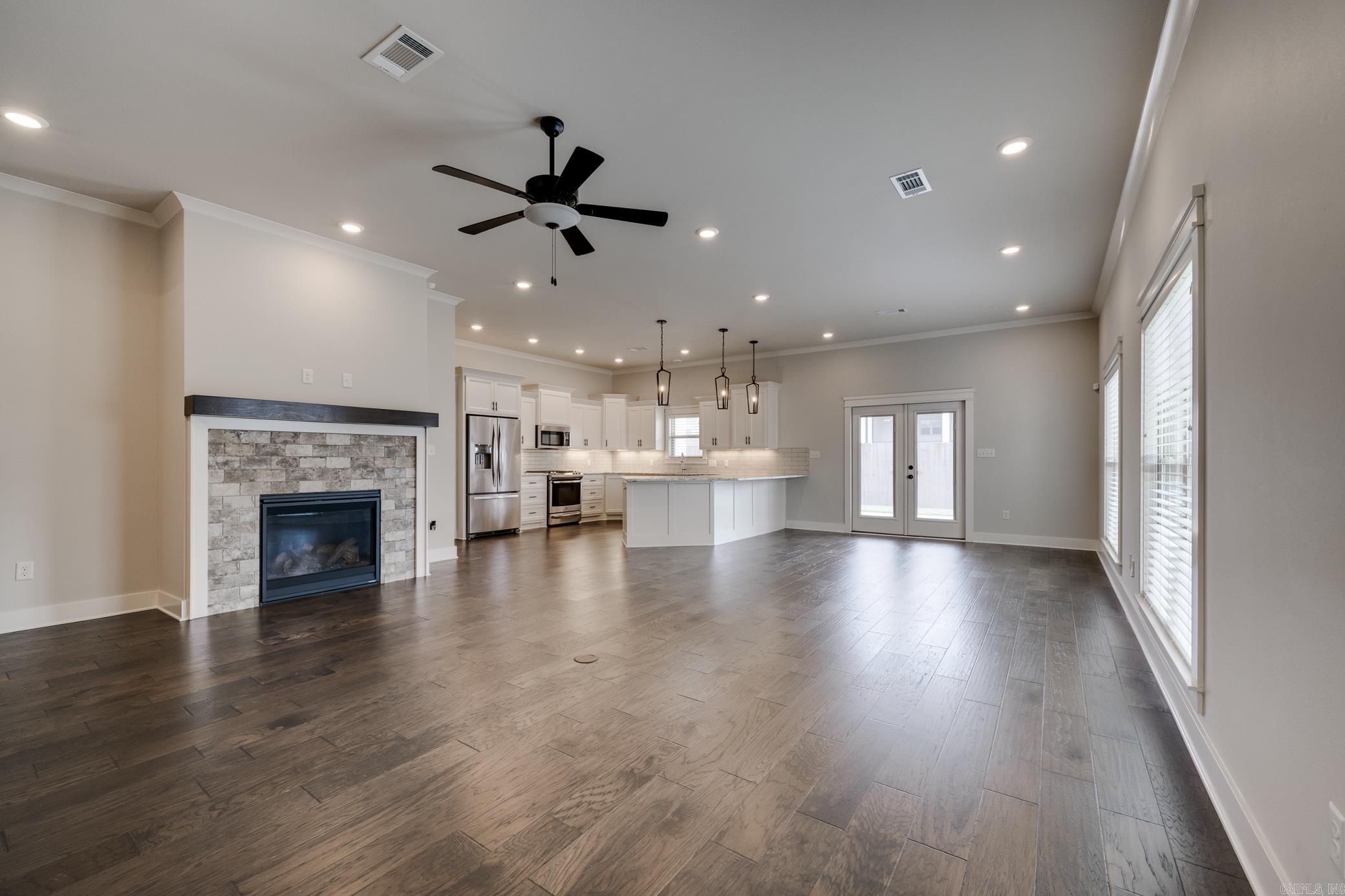2635 Lilac Drive