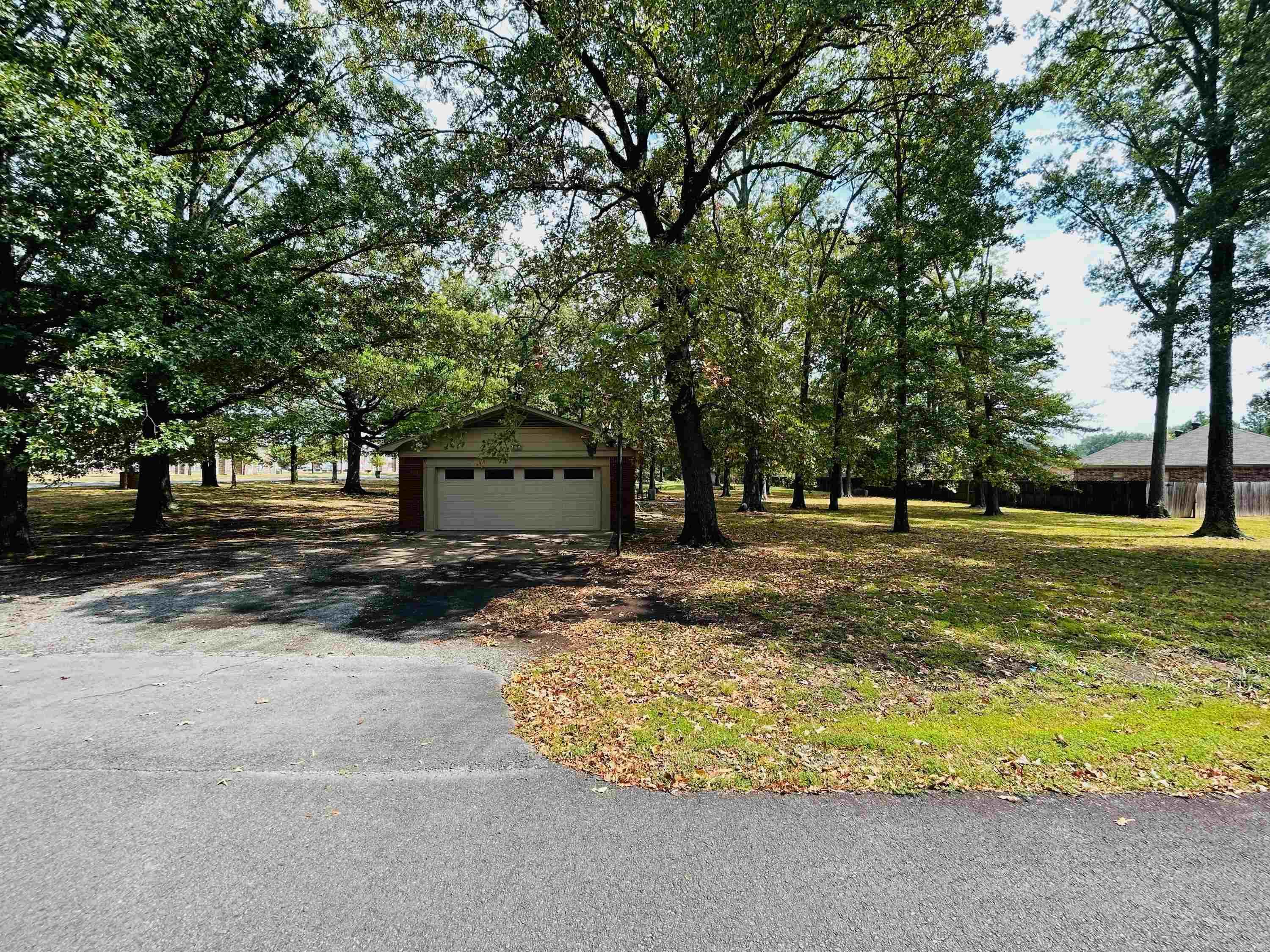 1915 Rumker Road