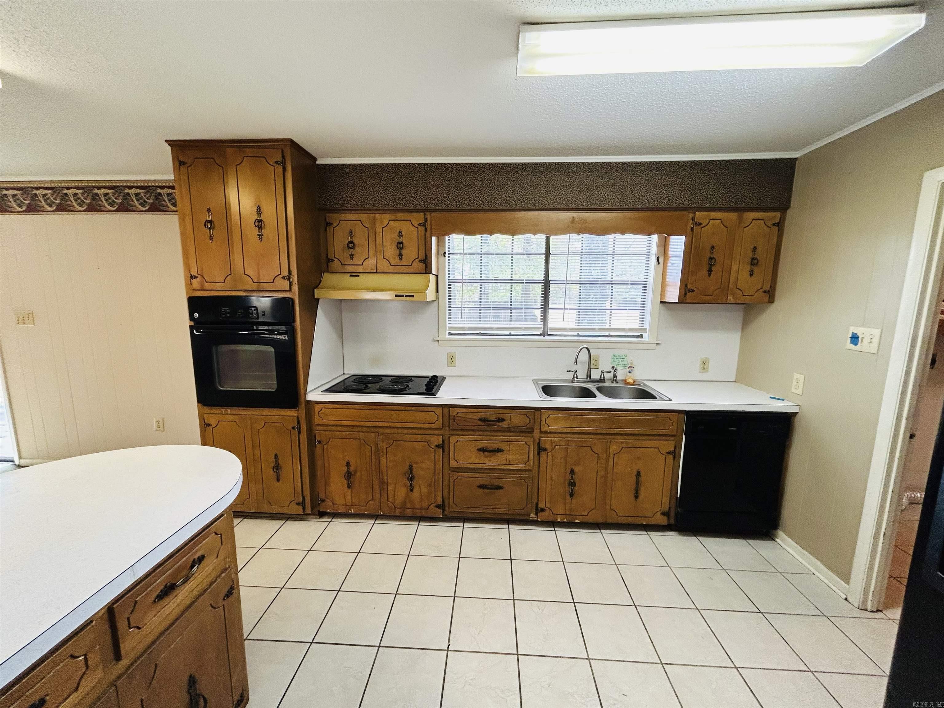 1915 Rumker Road
