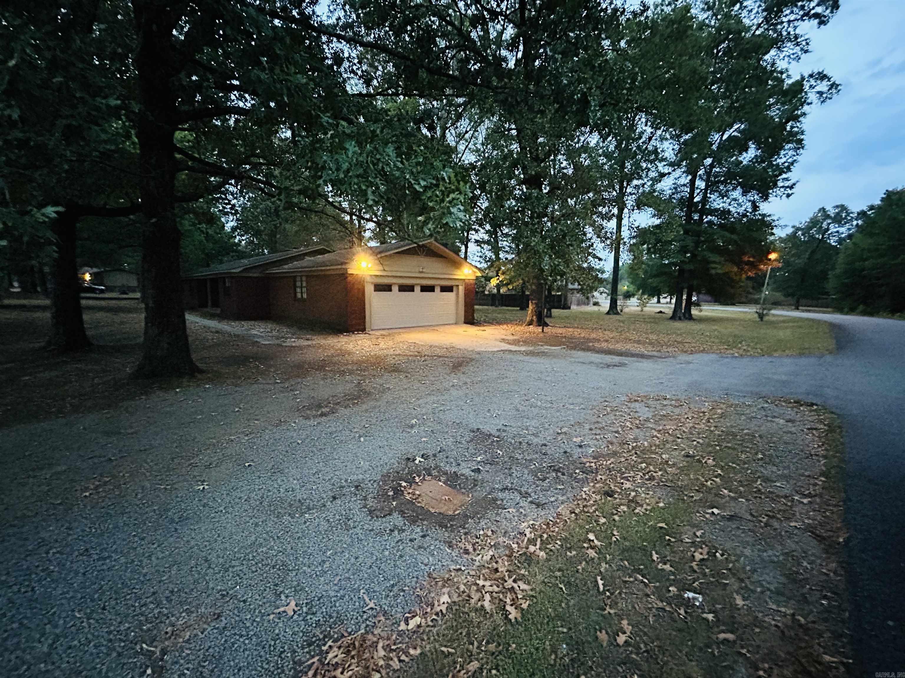 1915 Rumker Road