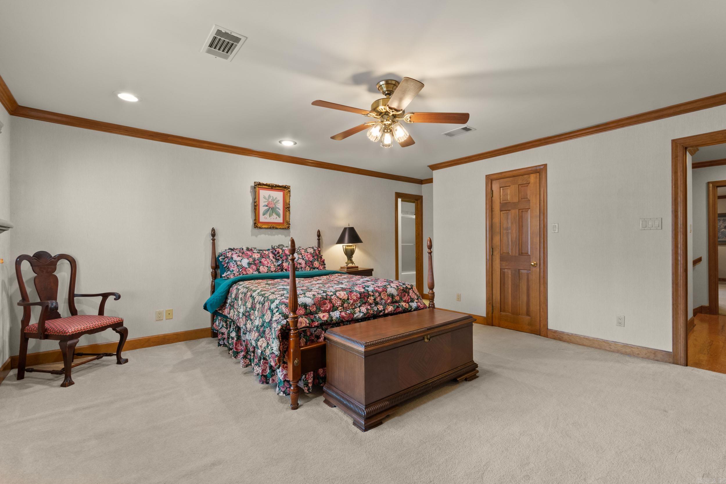 801 Pleasant Valley Drive Unit: 21