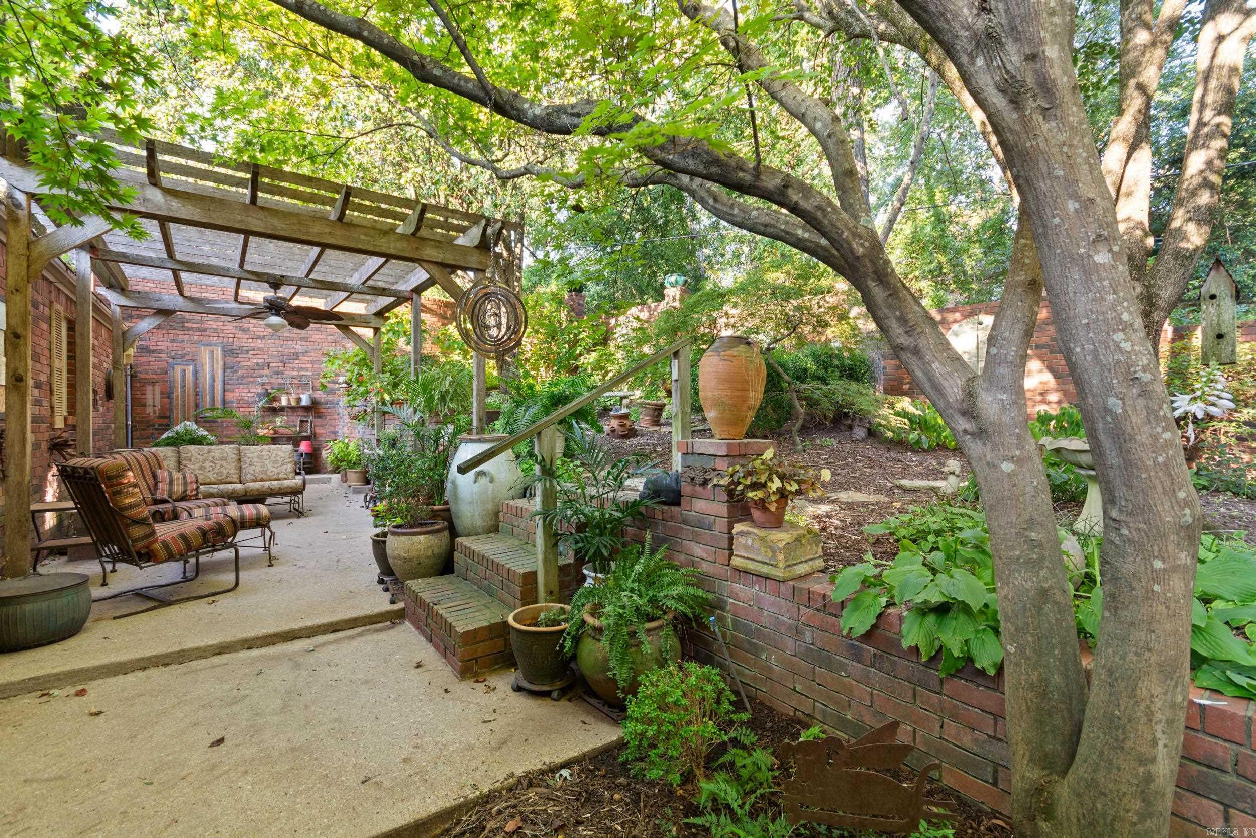 801 Pleasant Valley Drive Unit: 21