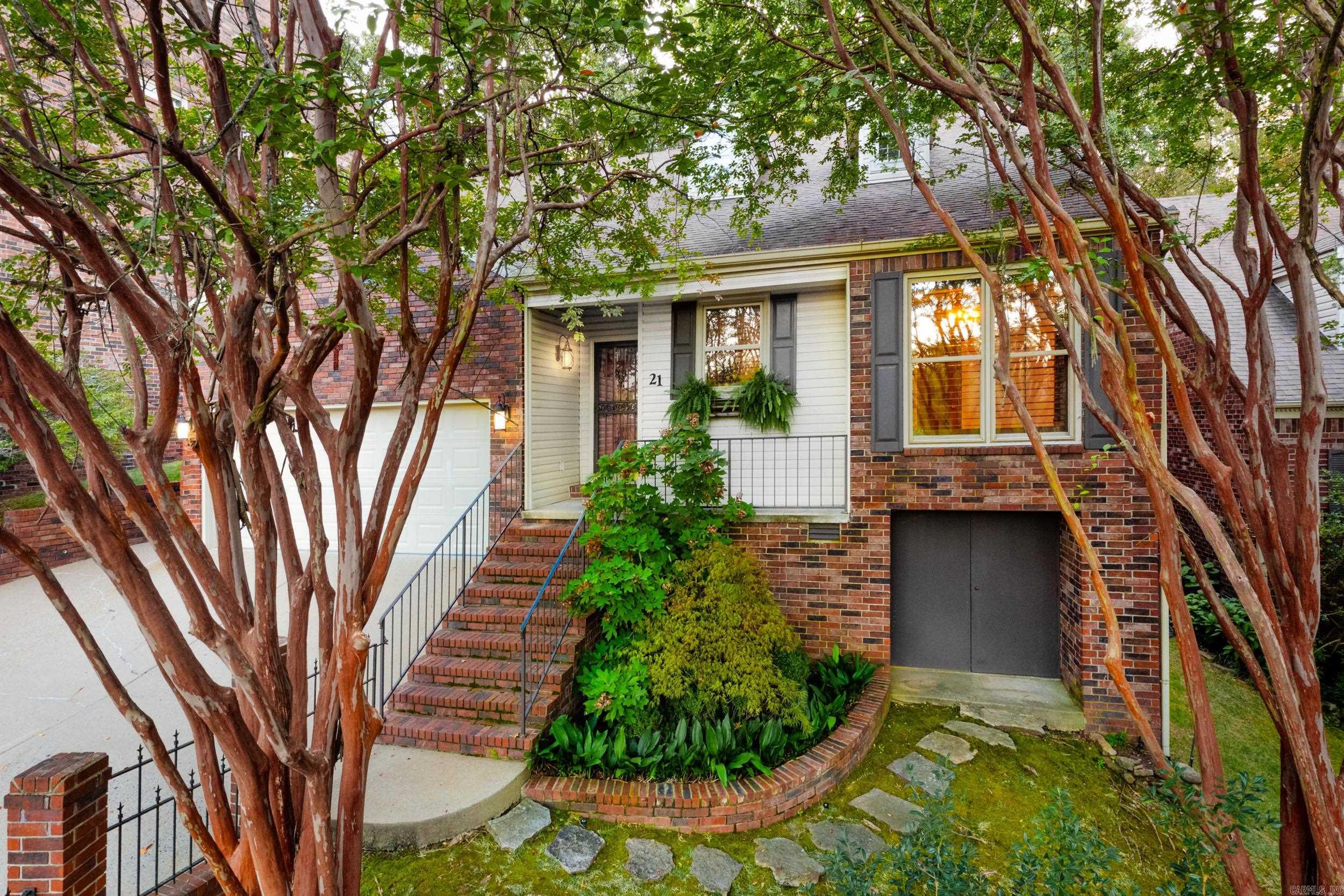 801 Pleasant Valley Drive Unit: 21