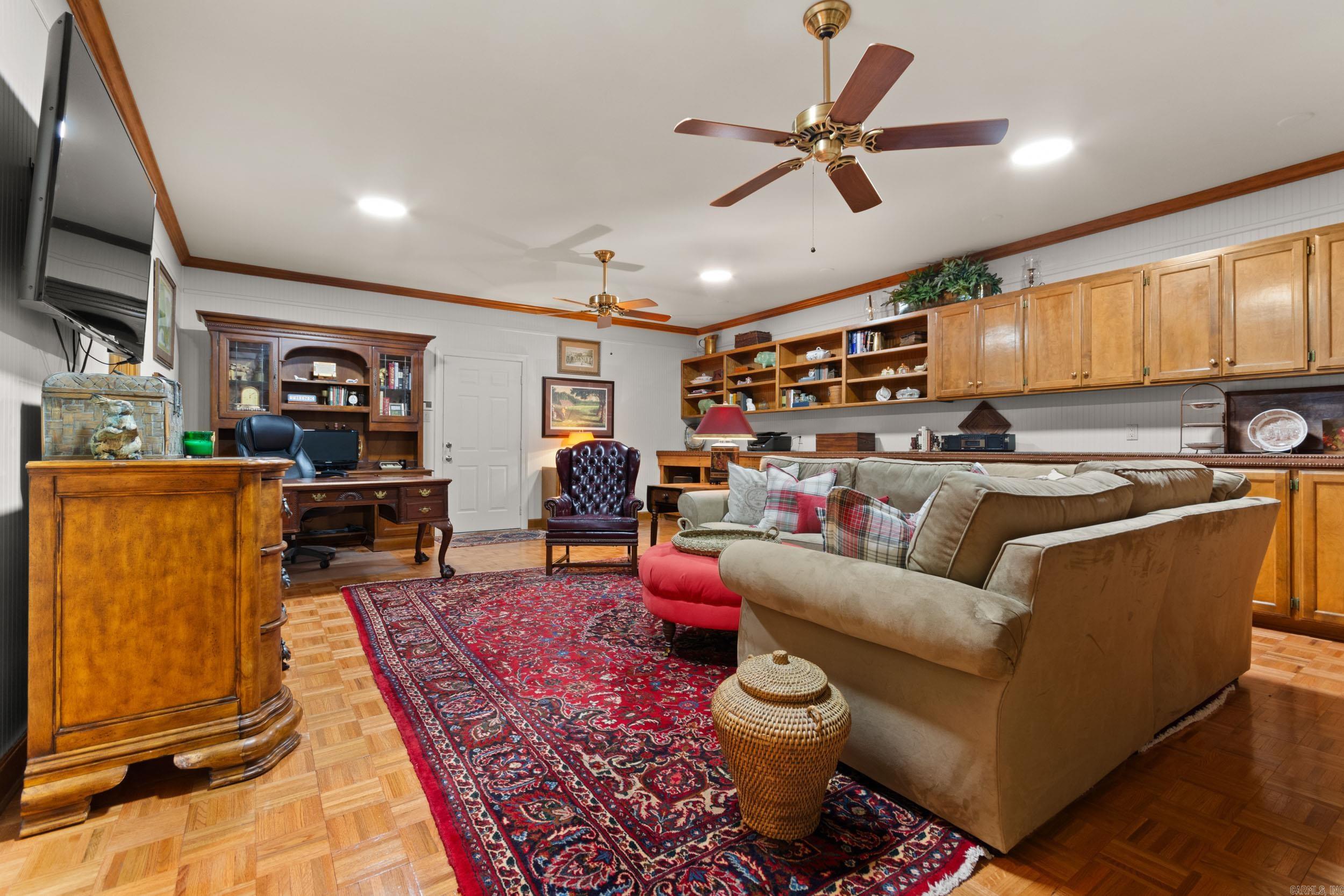 801 Pleasant Valley Drive Unit: 21