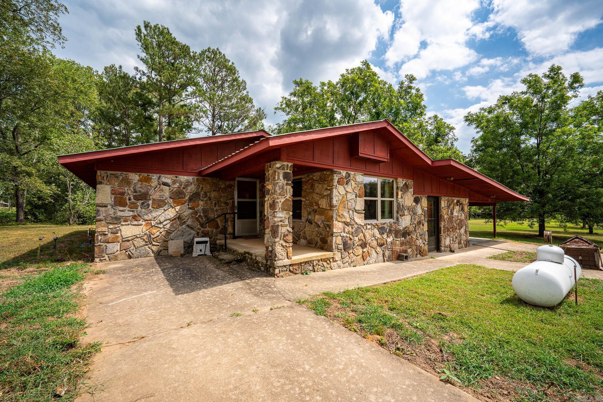 48 Stevenson Lane