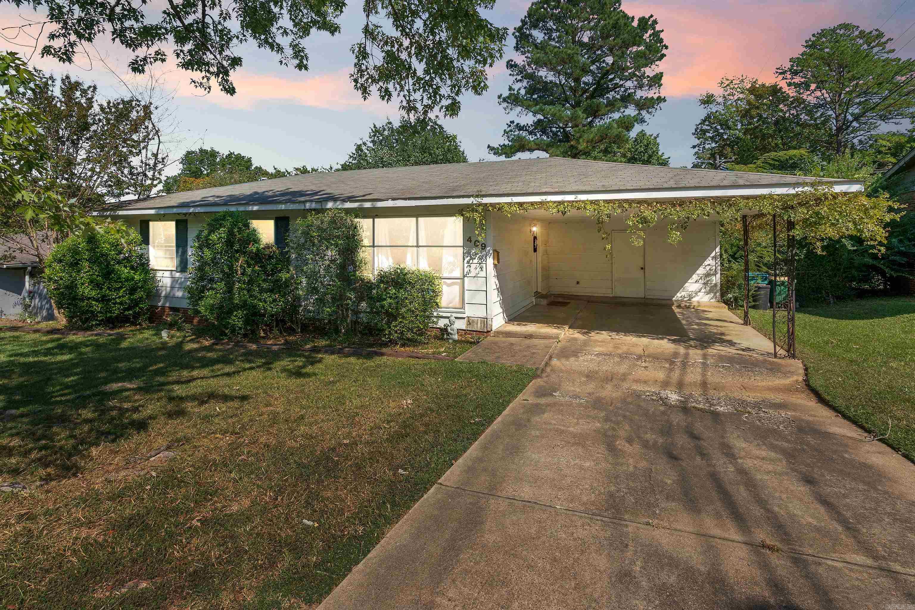 409 Maplewood Drive