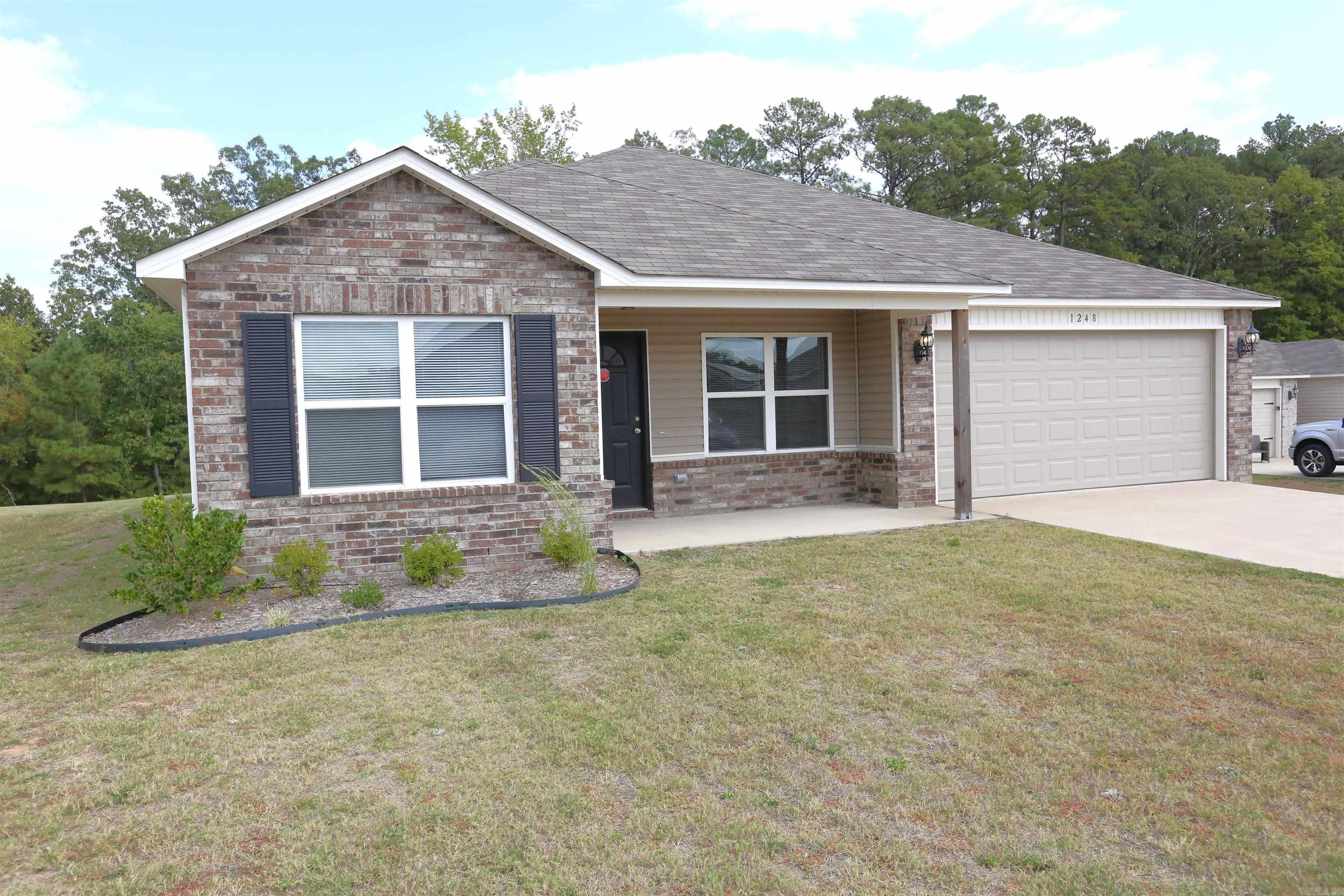 1248 Meadows Drive