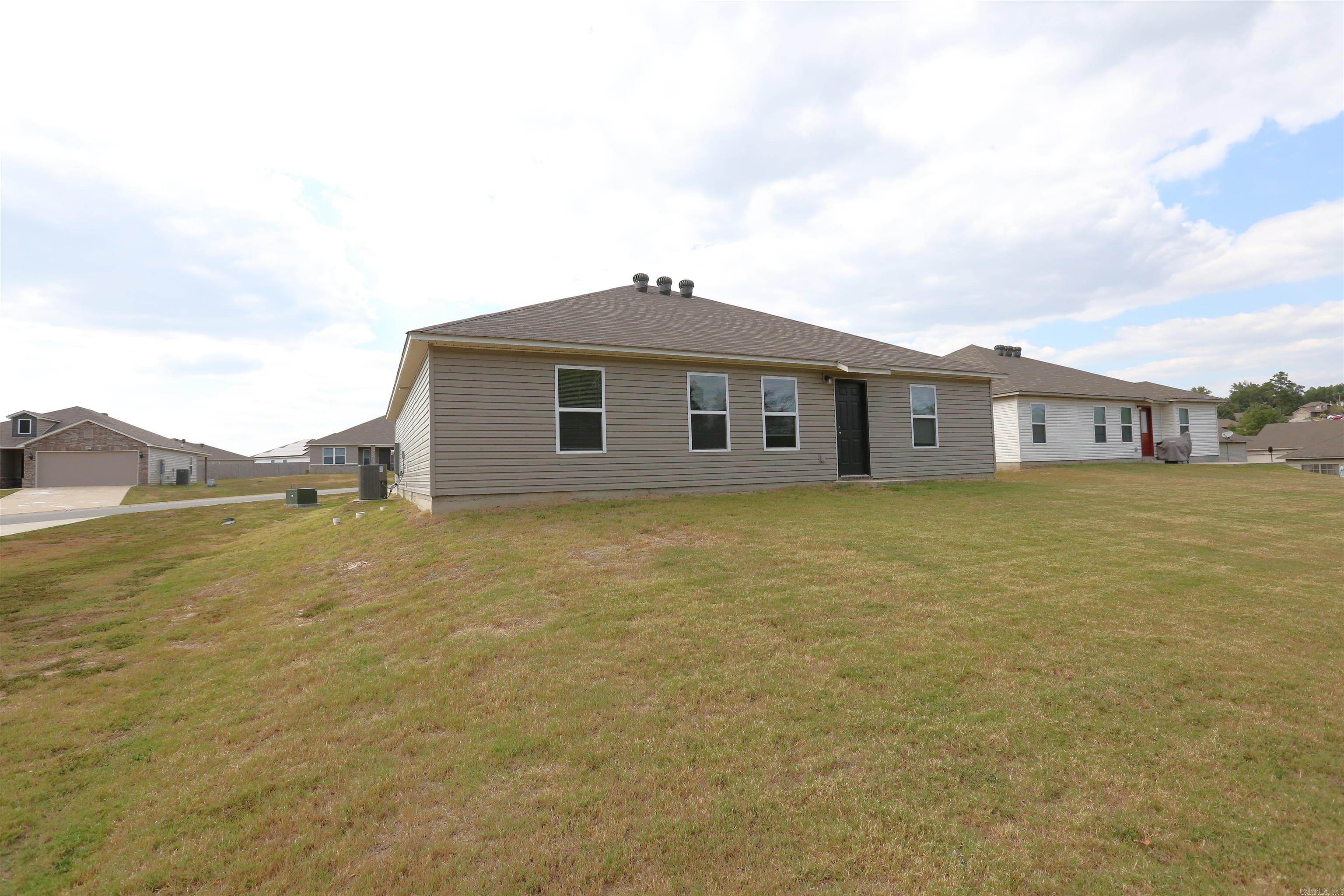 1248 Meadows Drive