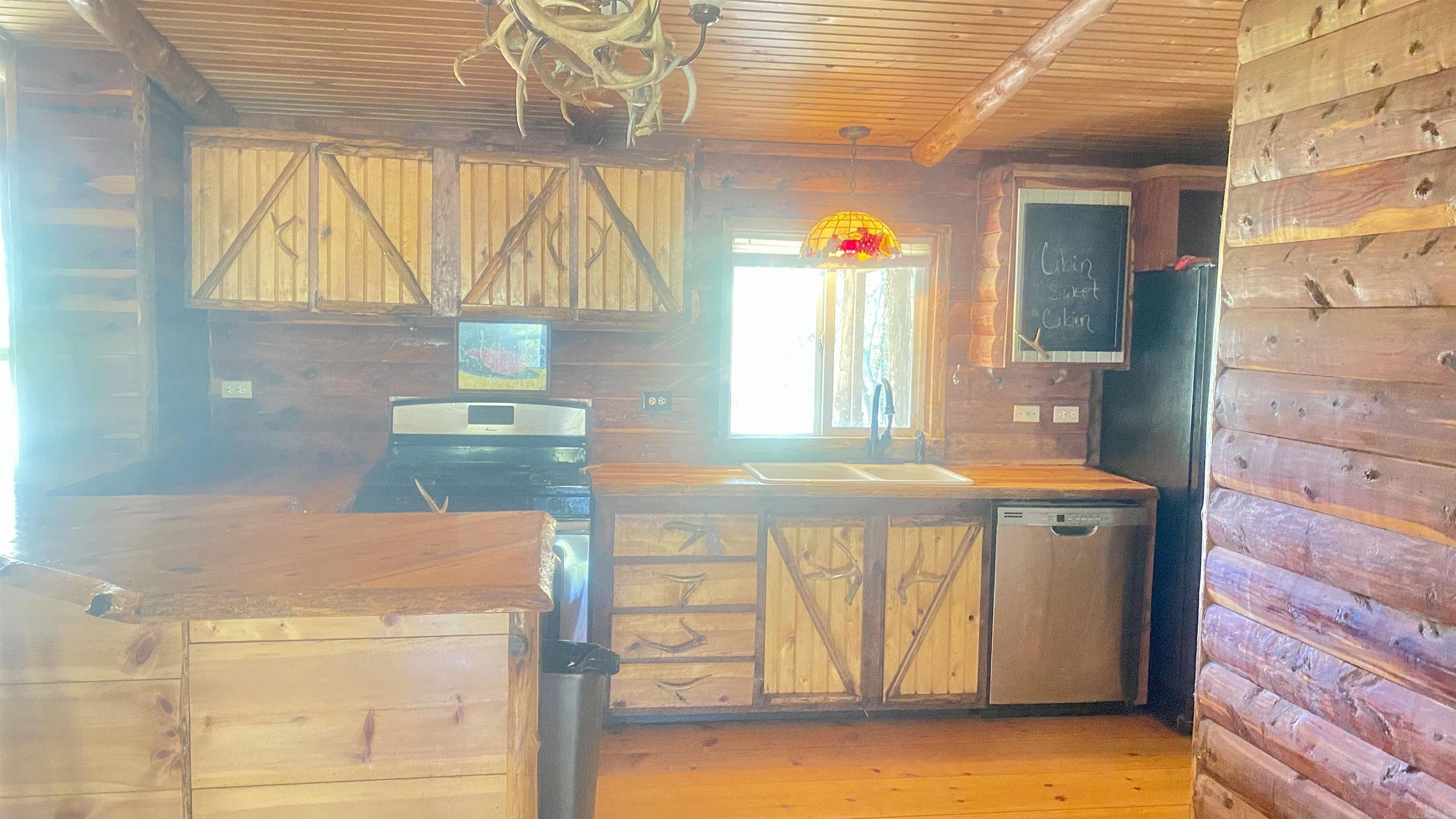 15315 Sanders Ford Road