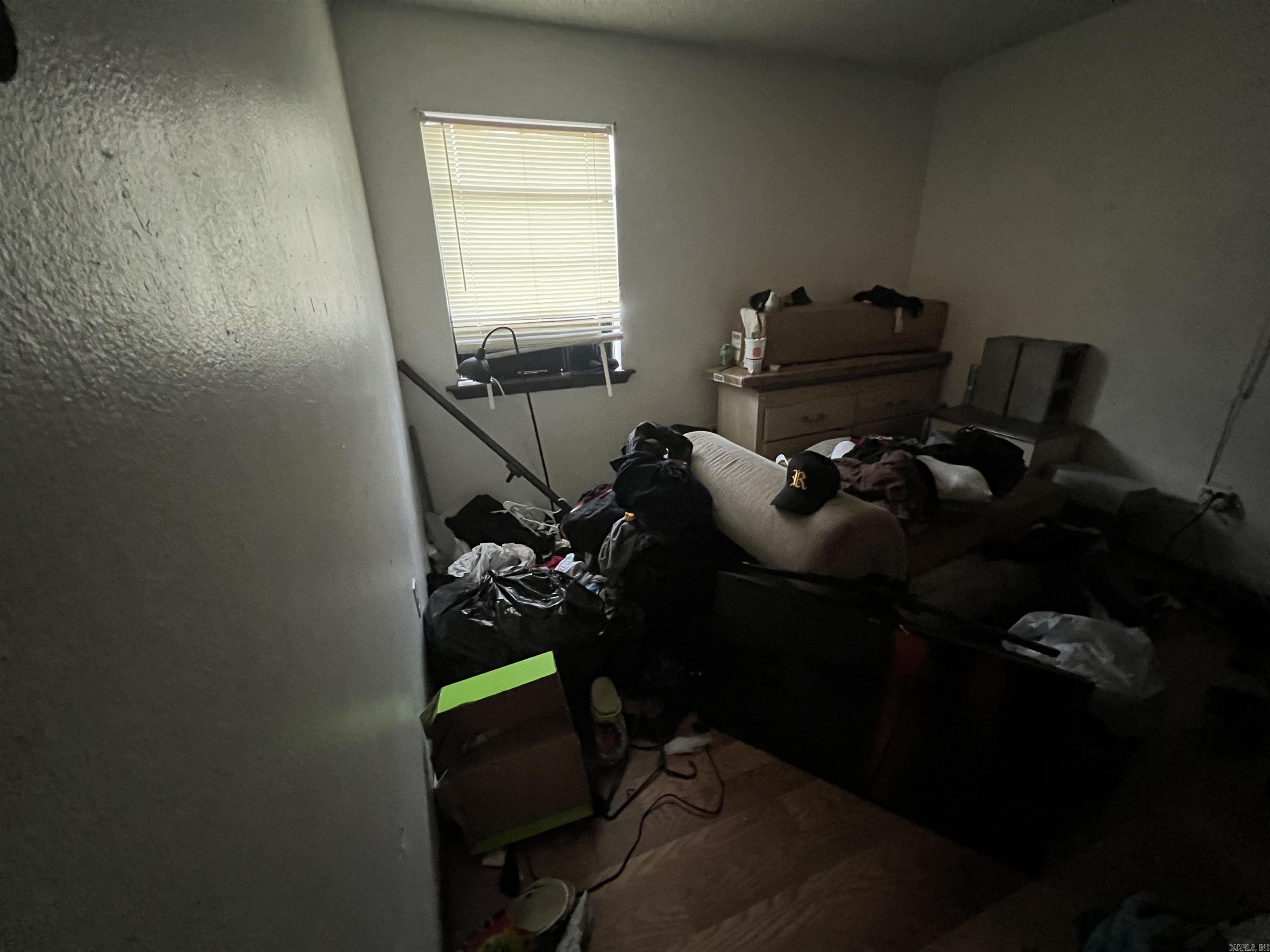 1233 Mimosa Street