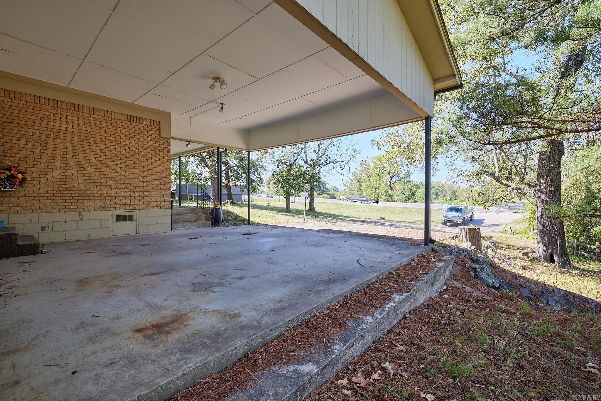 1103 HIGDON FERRY Road