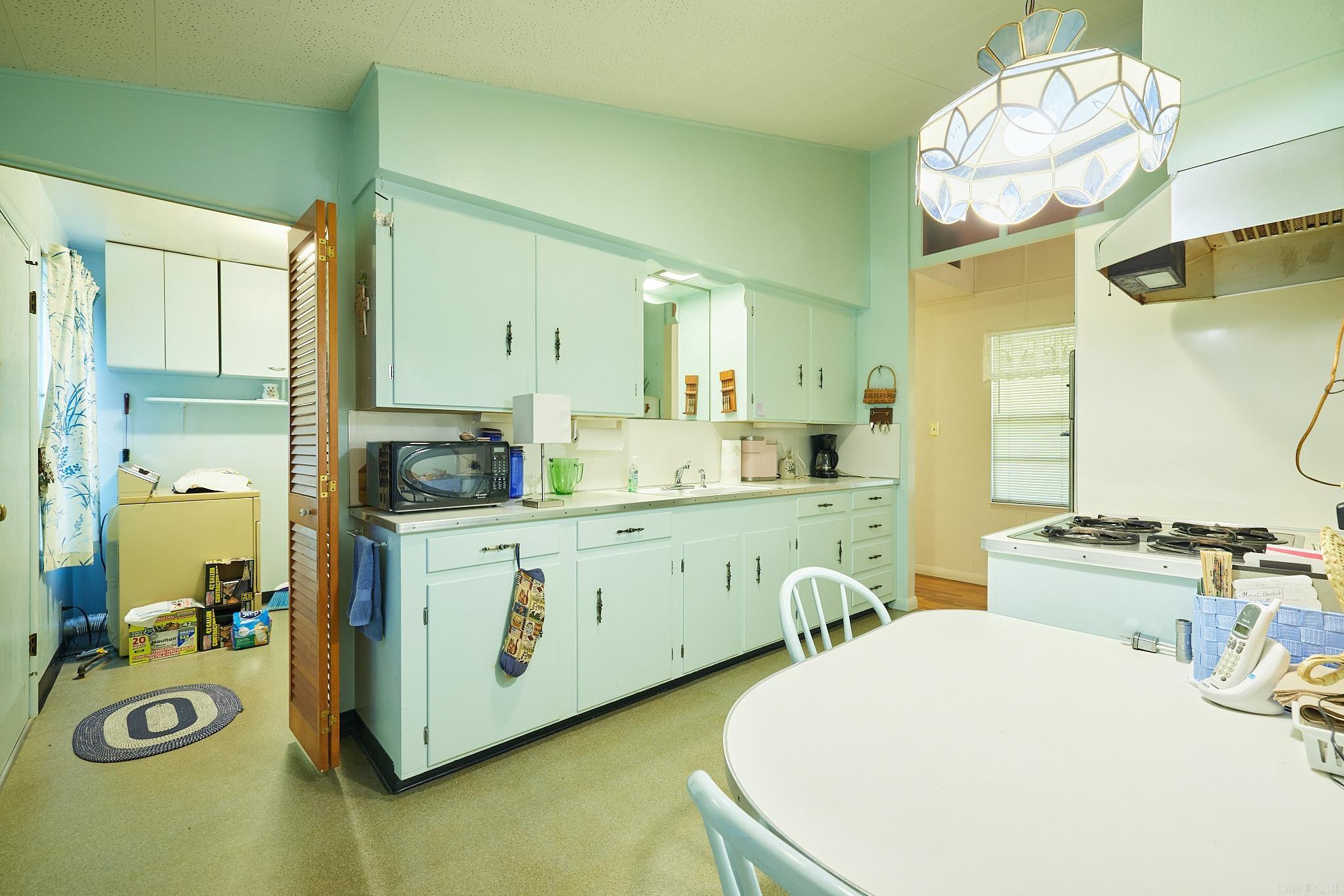 1103 HIGDON FERRY Road
