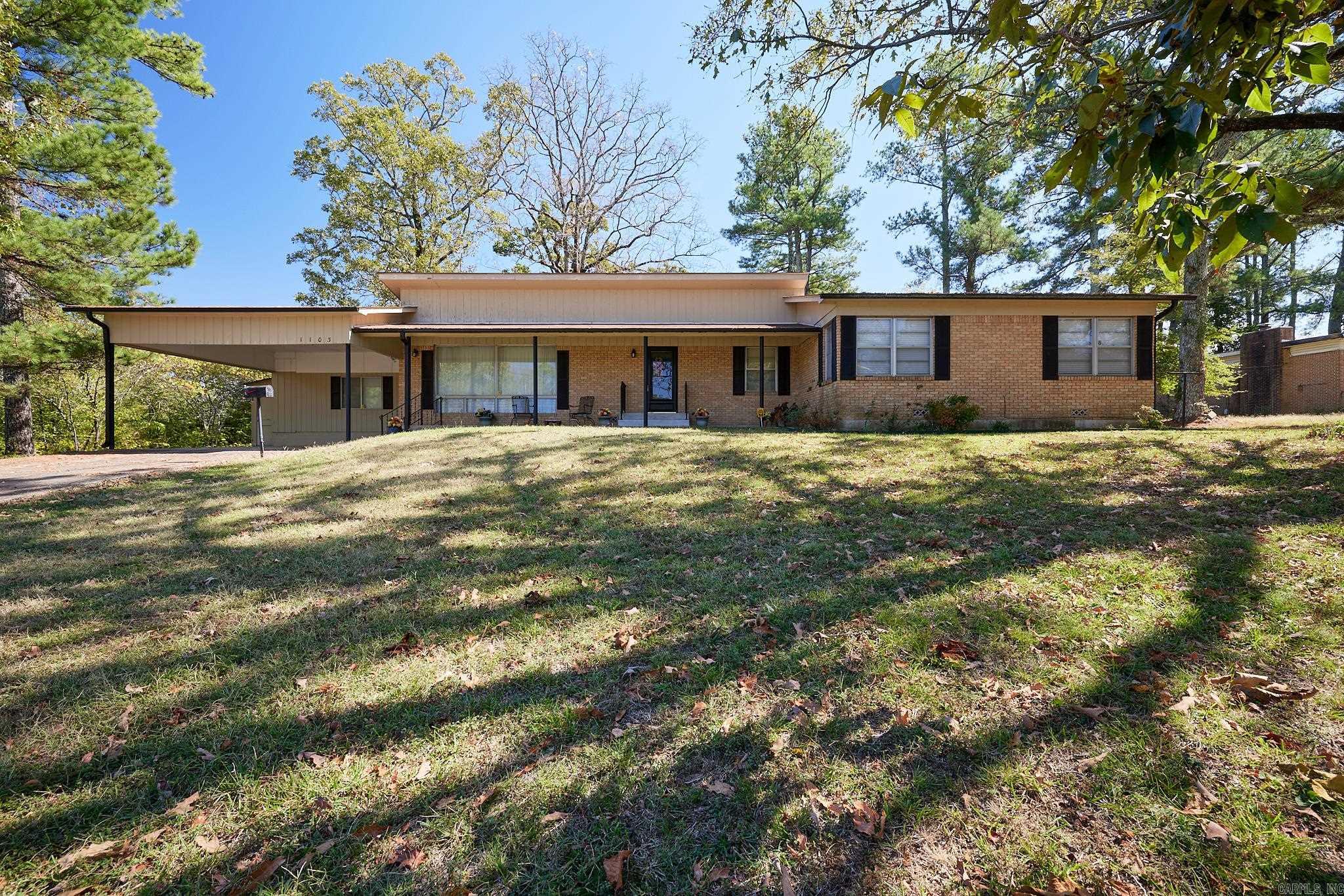 1103 HIGDON FERRY Road