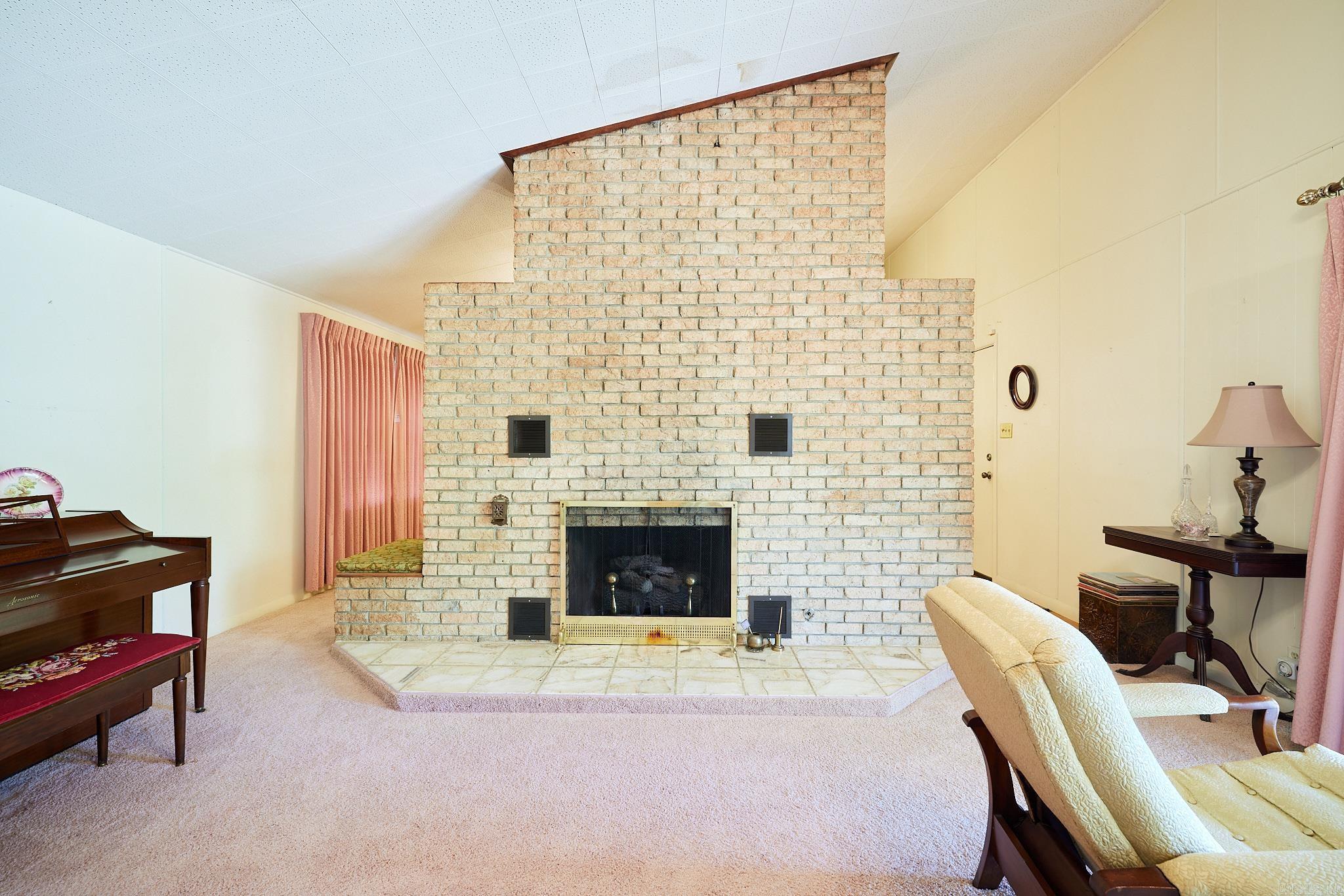 1103 HIGDON FERRY Road