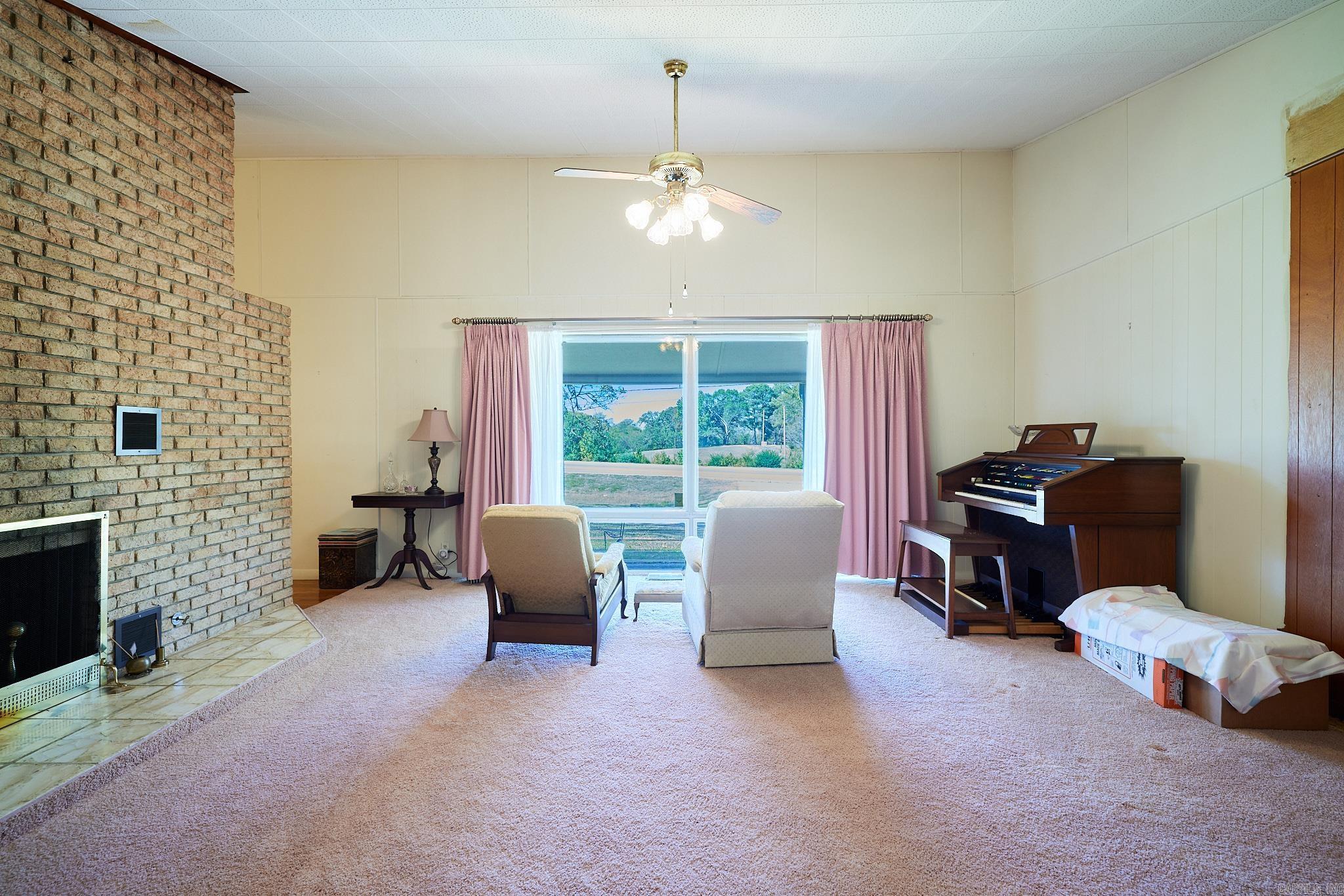1103 HIGDON FERRY Road