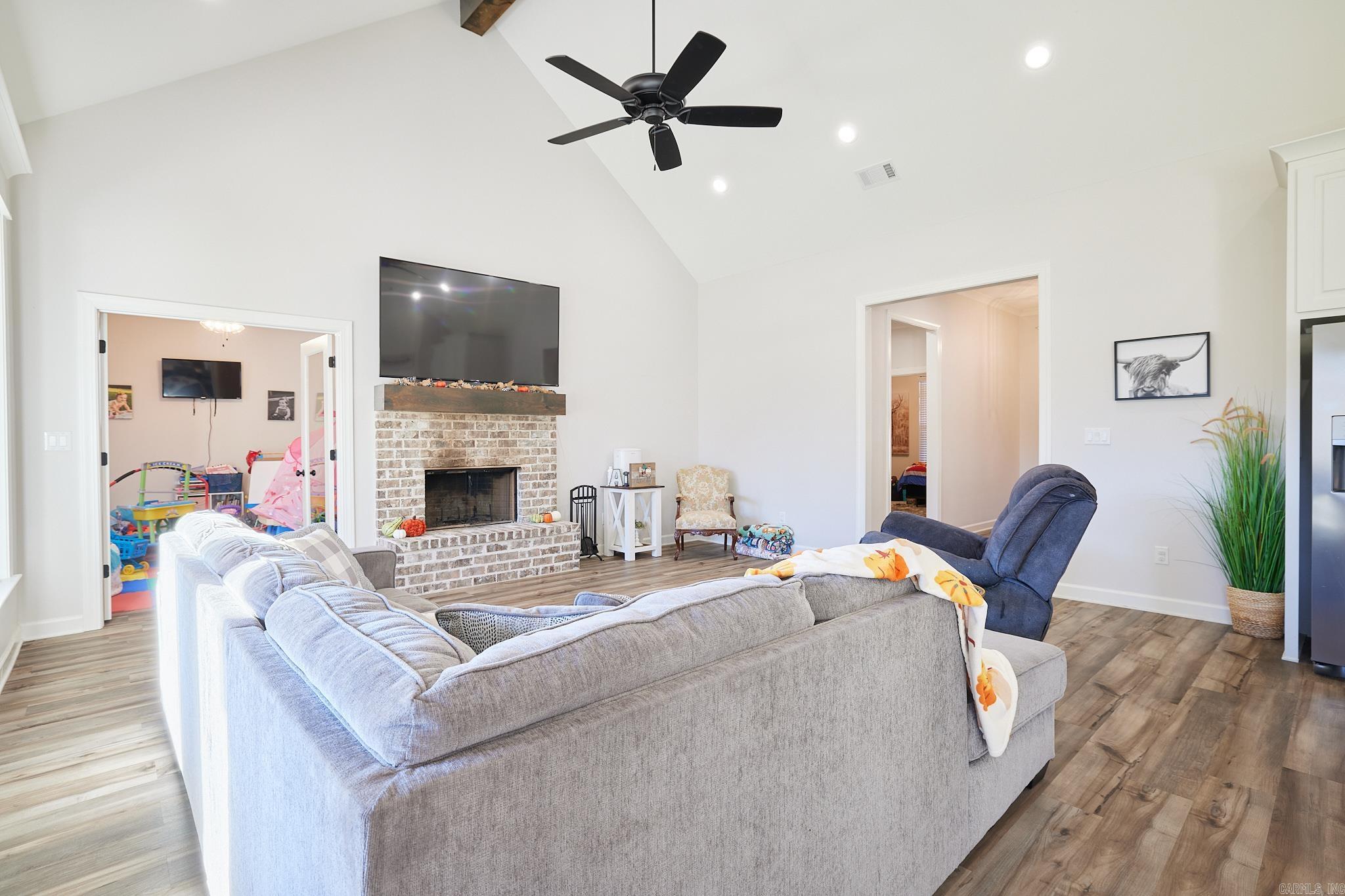 705 Dawsons Point Avenue