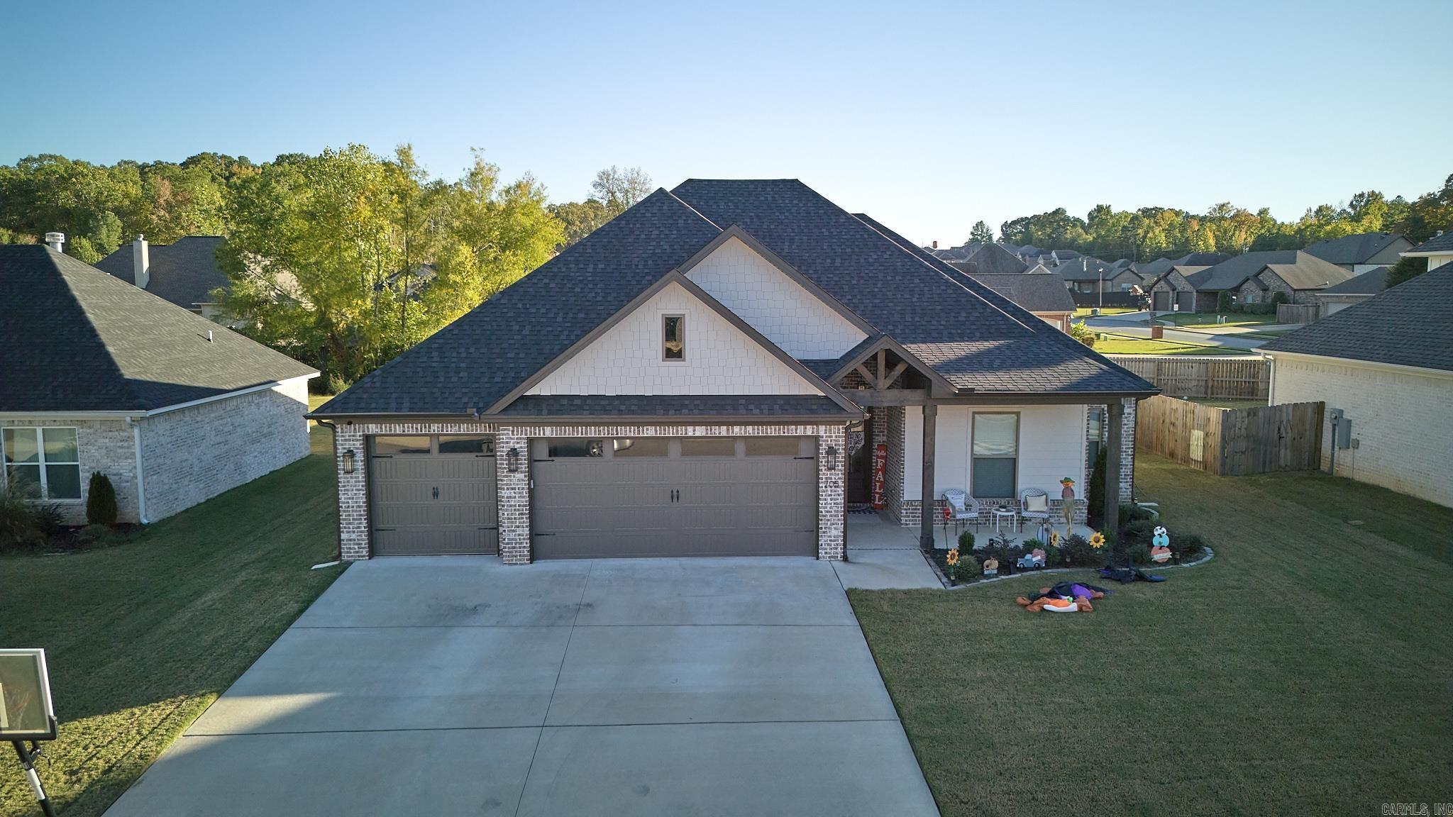 705 Dawsons Point Avenue