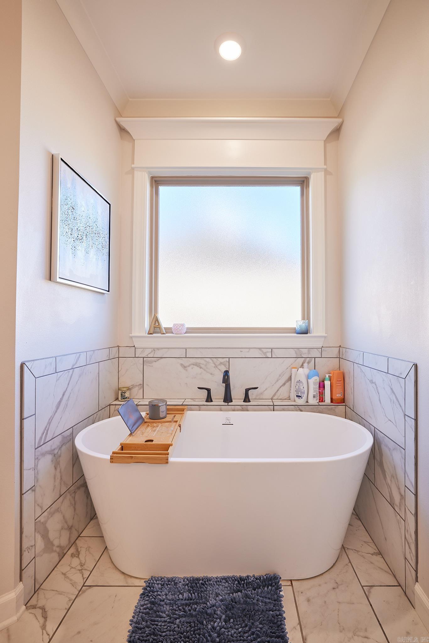 705 Dawsons Point Avenue