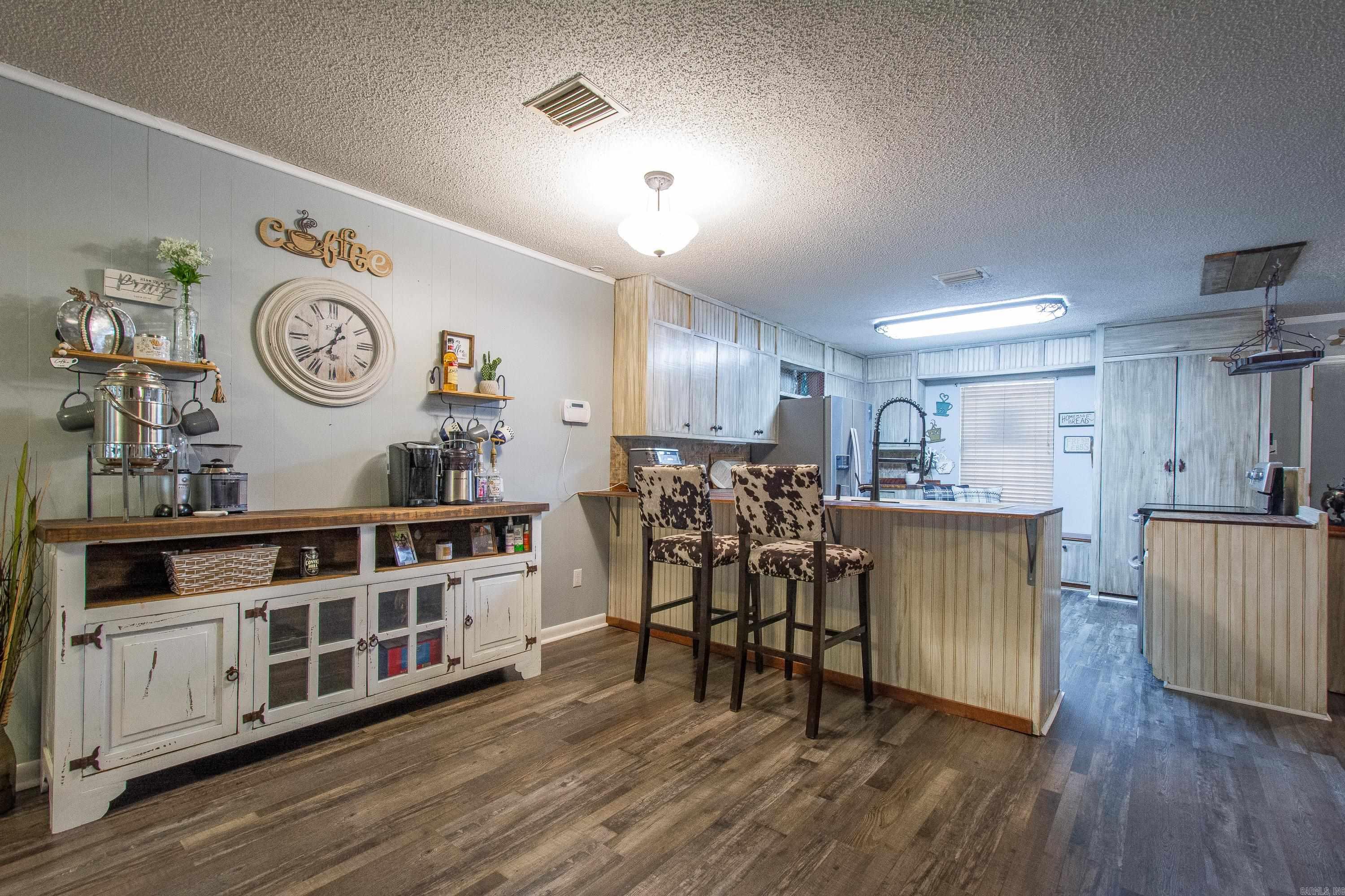 5814 Oak Meadows Road