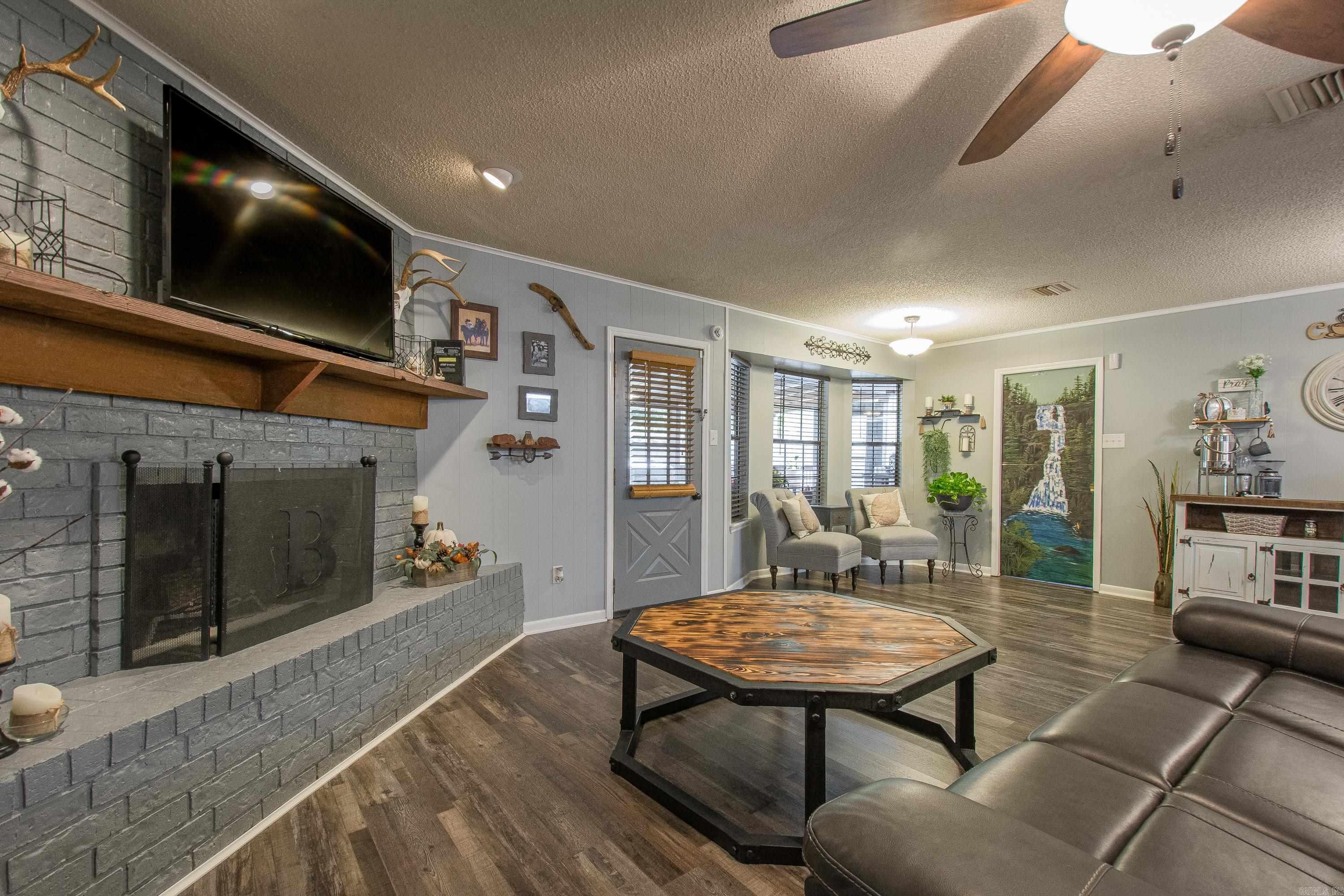 5814 Oak Meadows Road