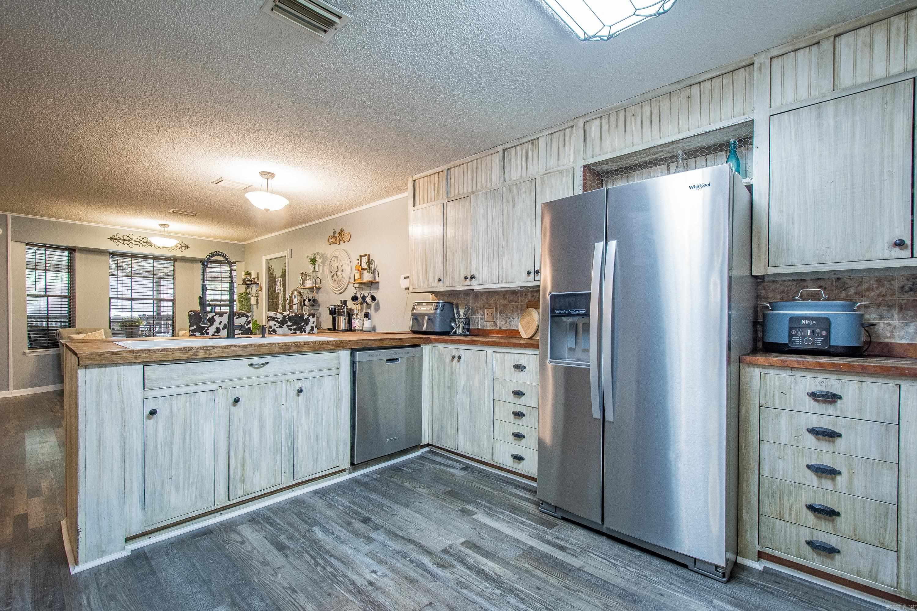 5814 Oak Meadows Road