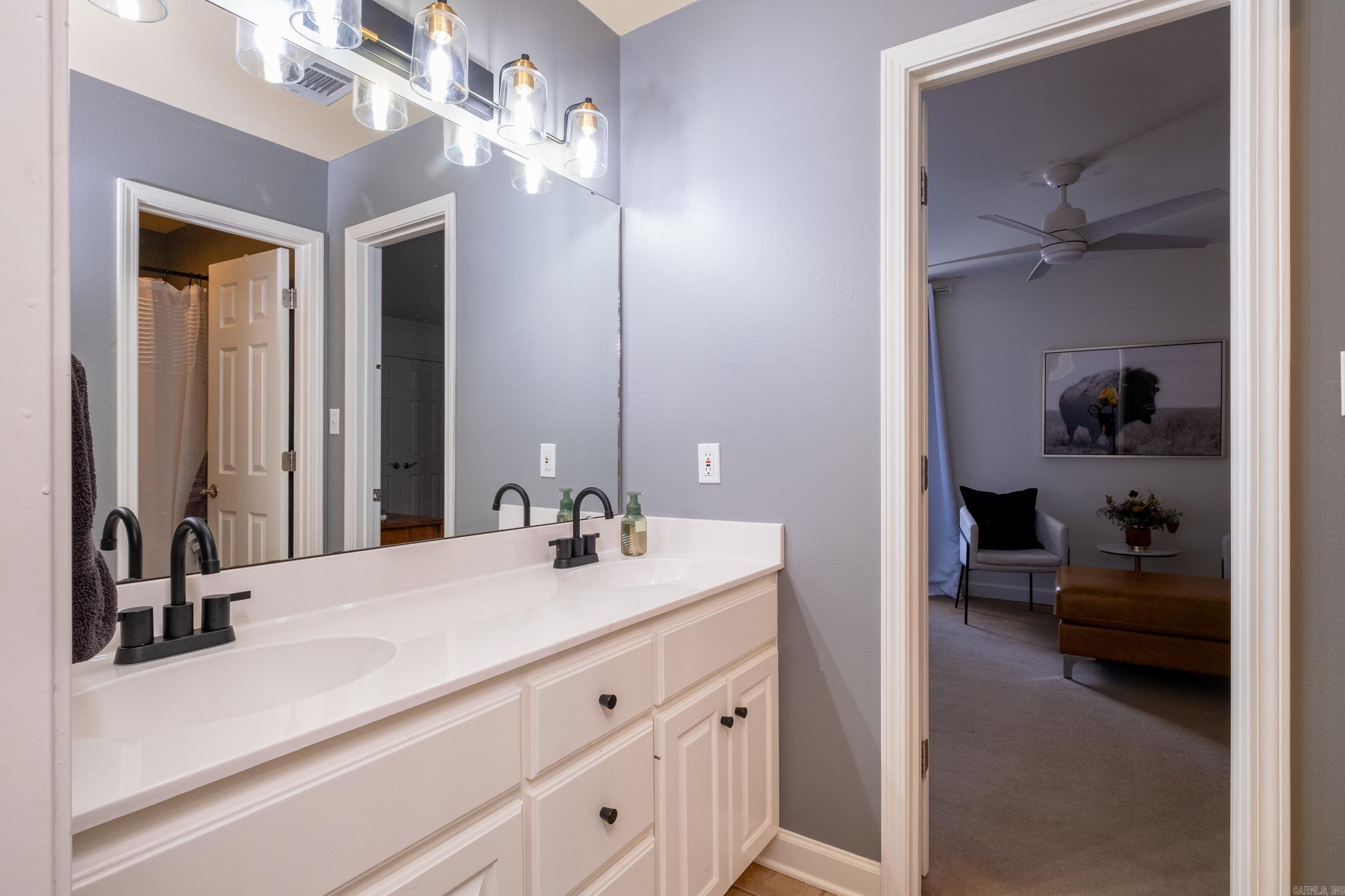 4120 Zachary Trail