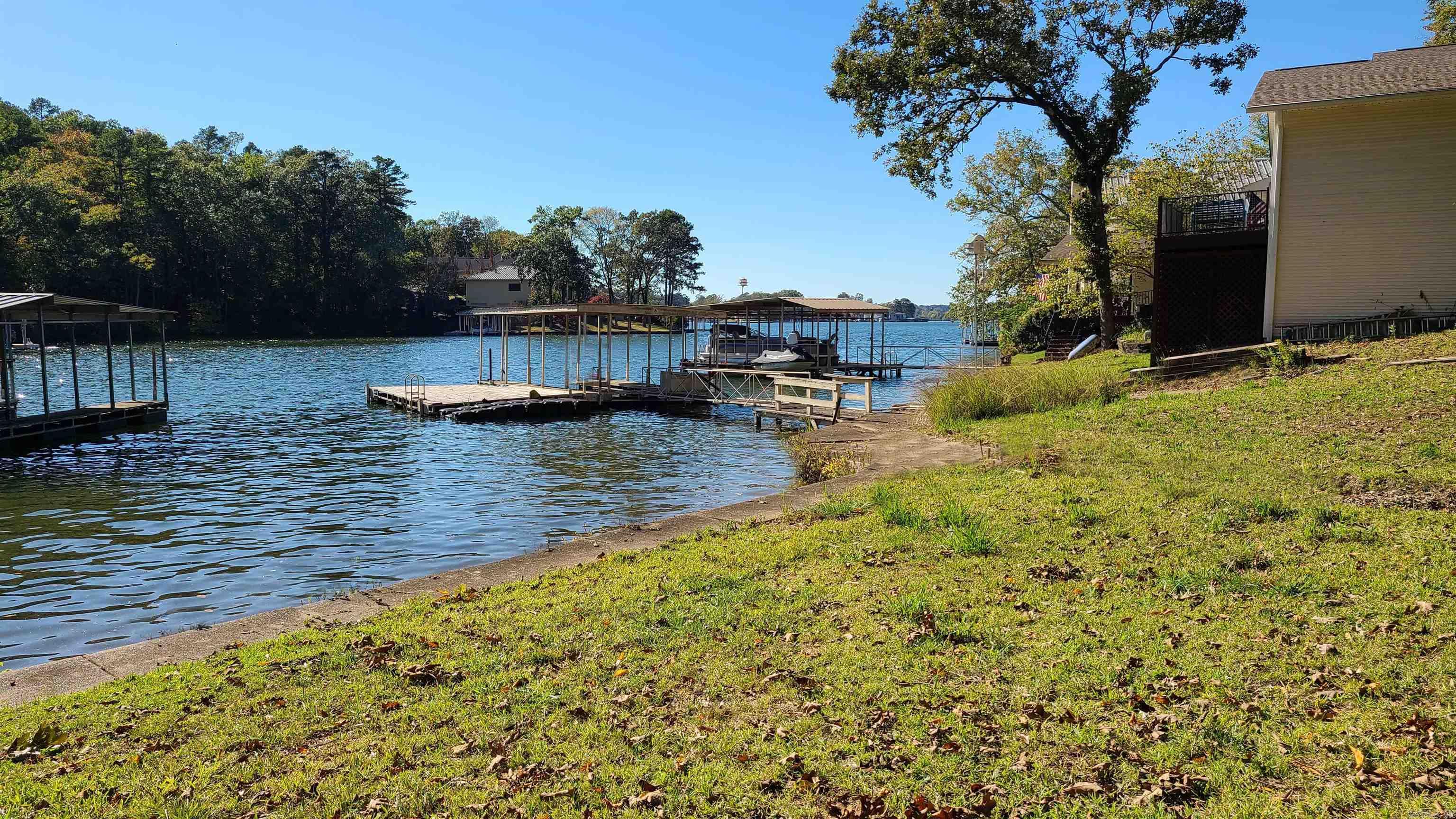 109 Bayview Point