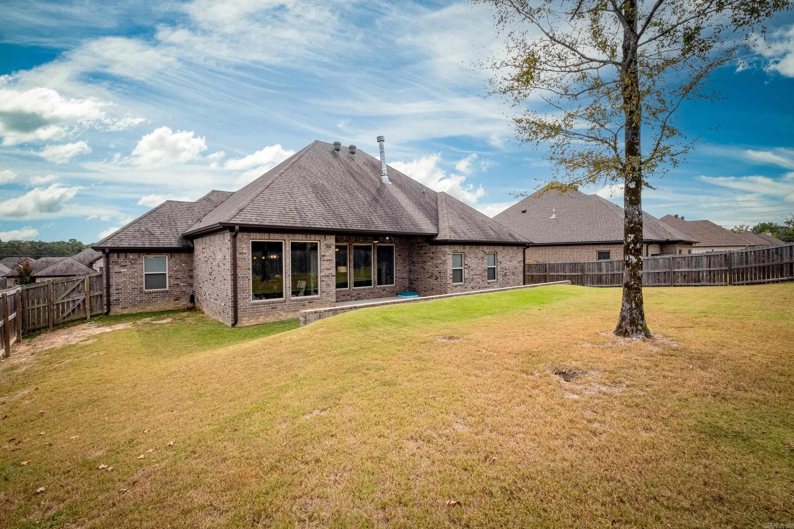 2414 Ramond Lane