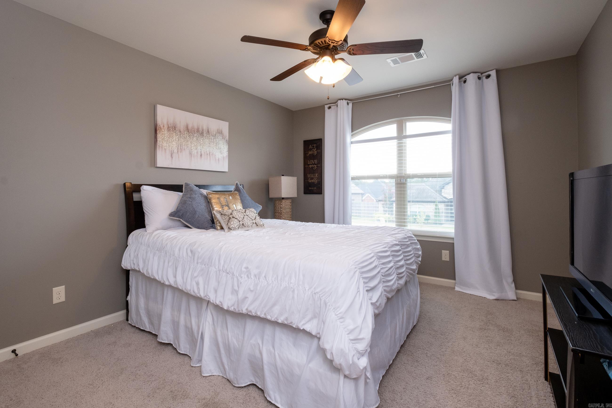 2414 Ramond Lane