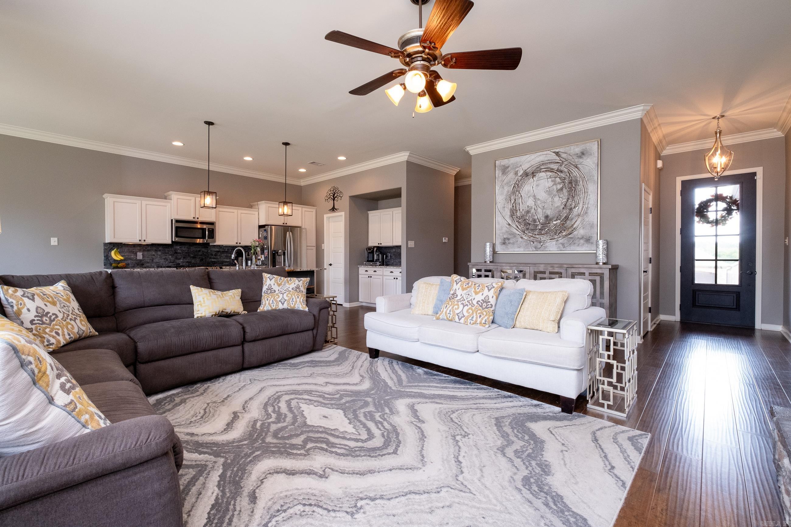 2414 Ramond Lane