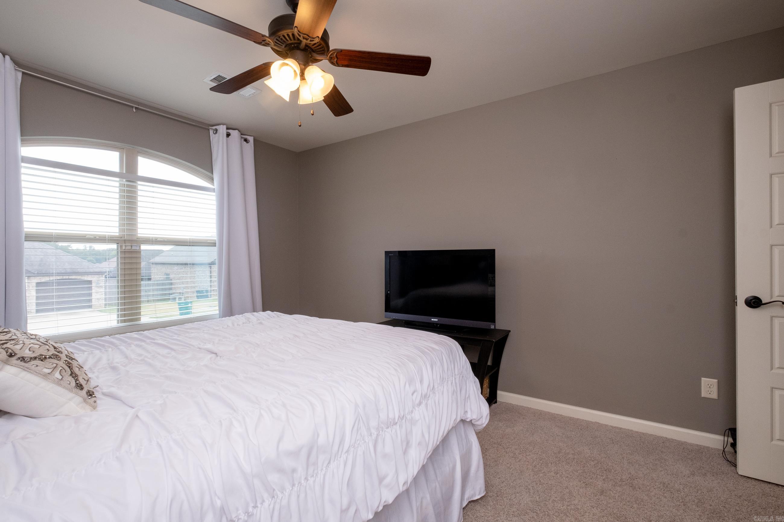 2414 Ramond Lane