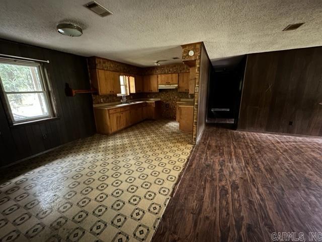 7180 Hwy 63