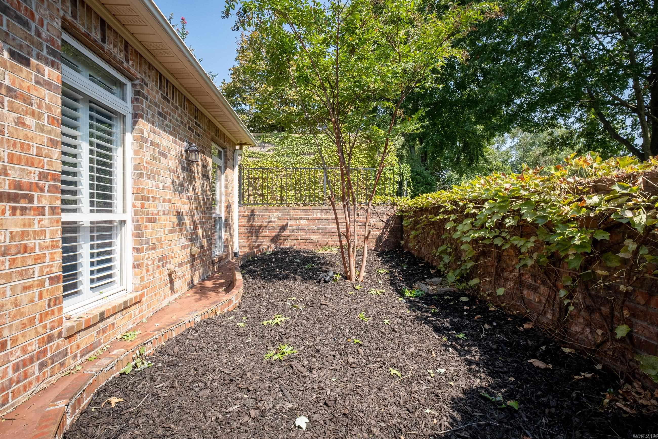 66 Hunters Green Circle