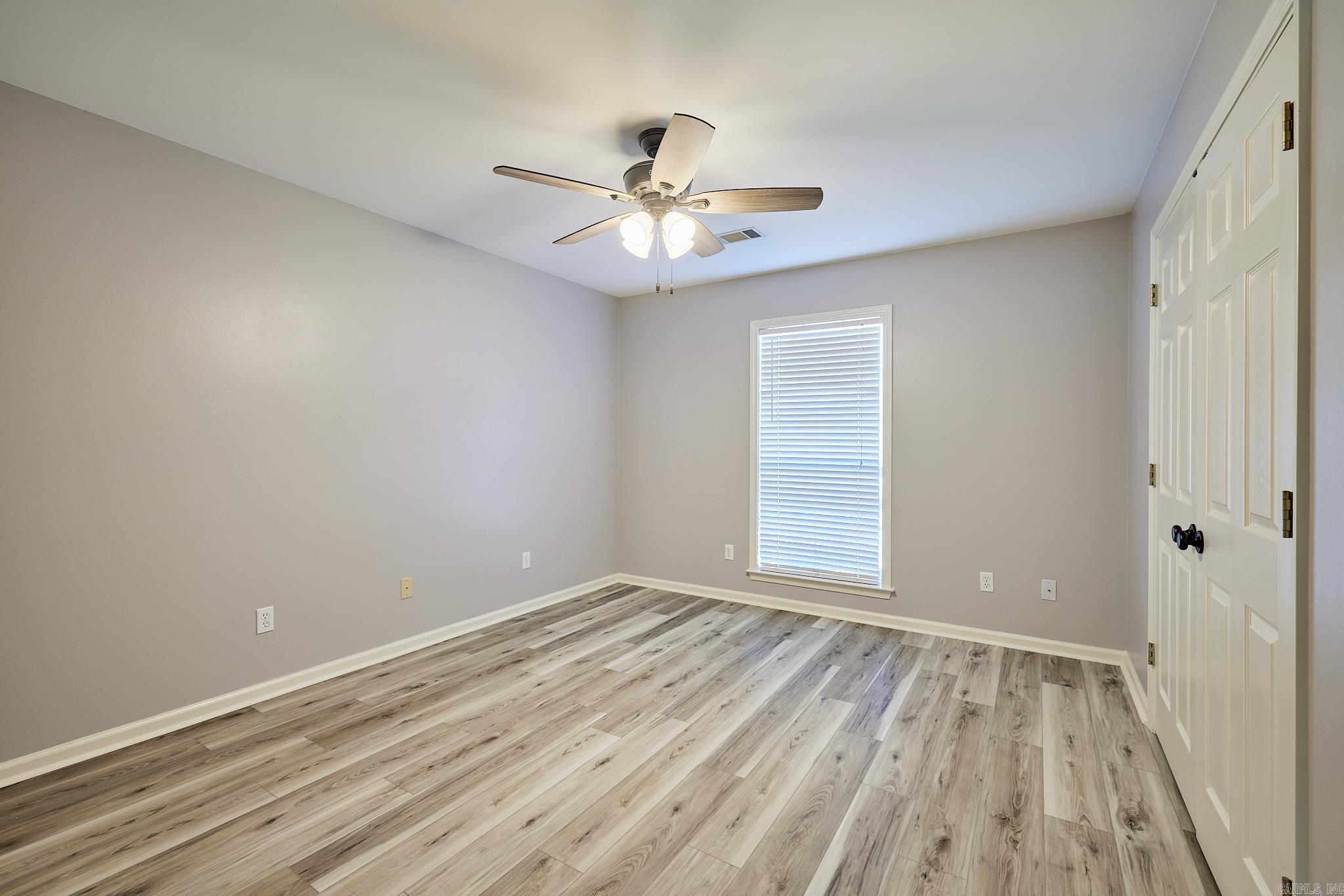 135 Apple Blossom Loop