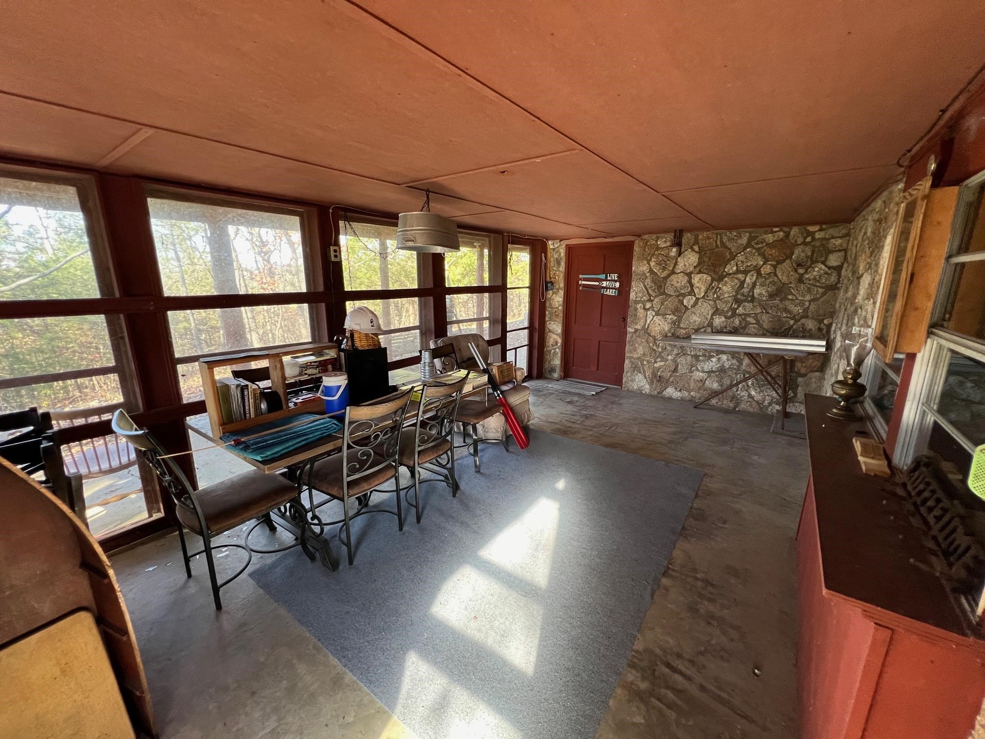 15 Sequoyah Ridge Road