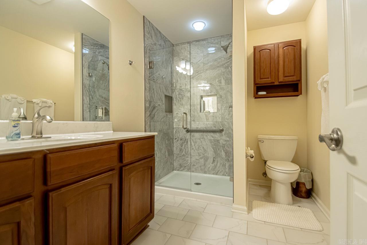 6816 Kensington Drive