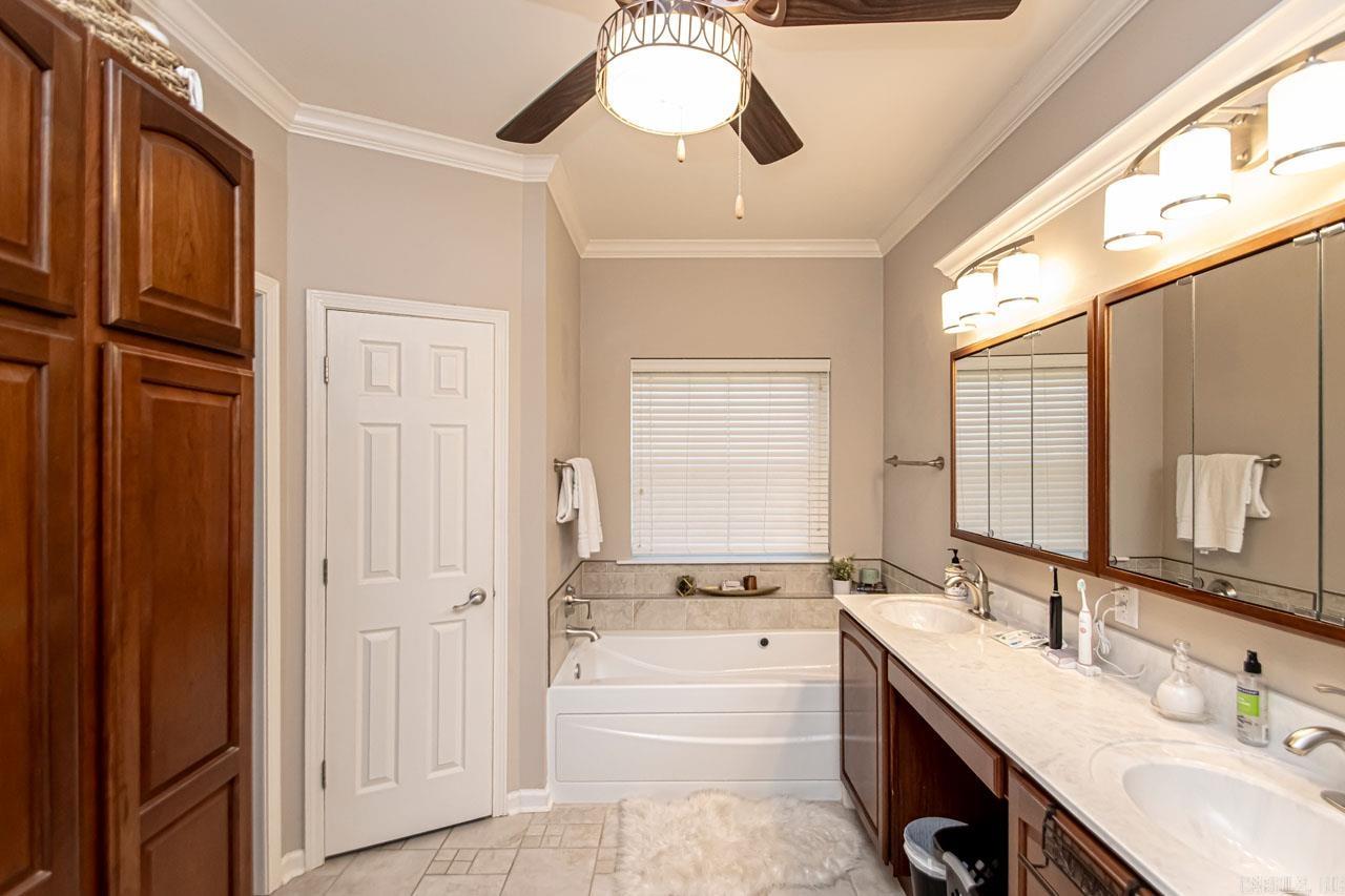 6816 Kensington Drive