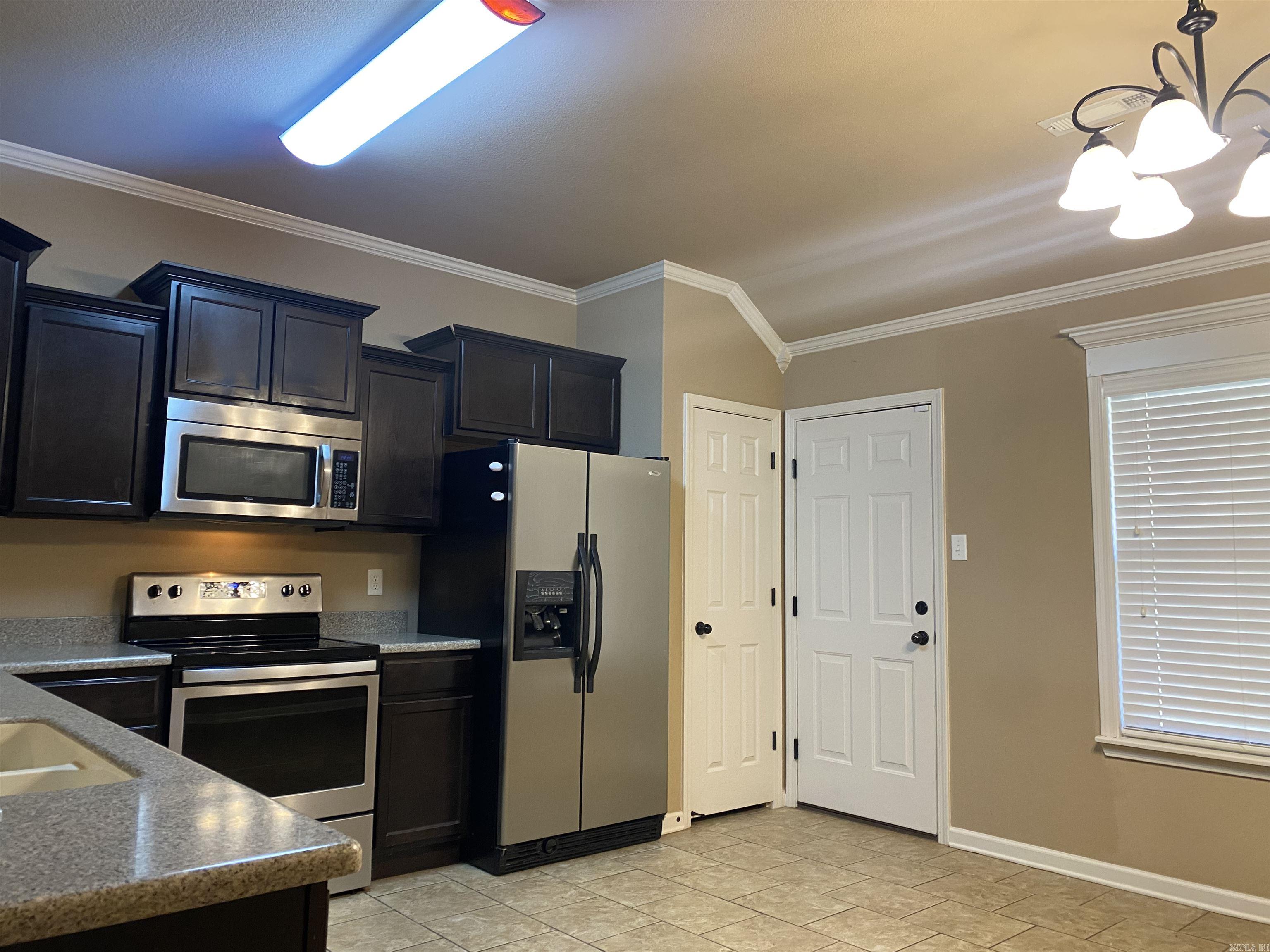 95 Earnhardt Cir