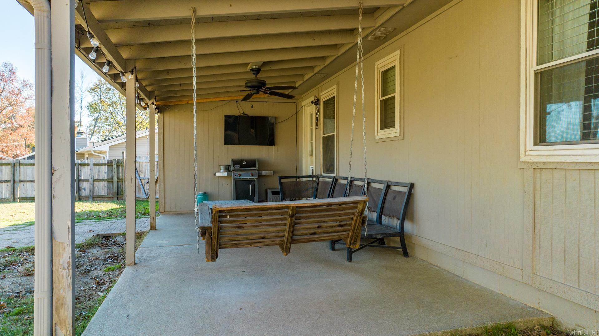 404 Autumnbrook Circle