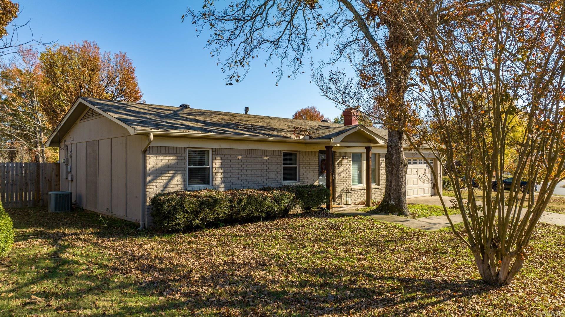 404 Autumnbrook Circle