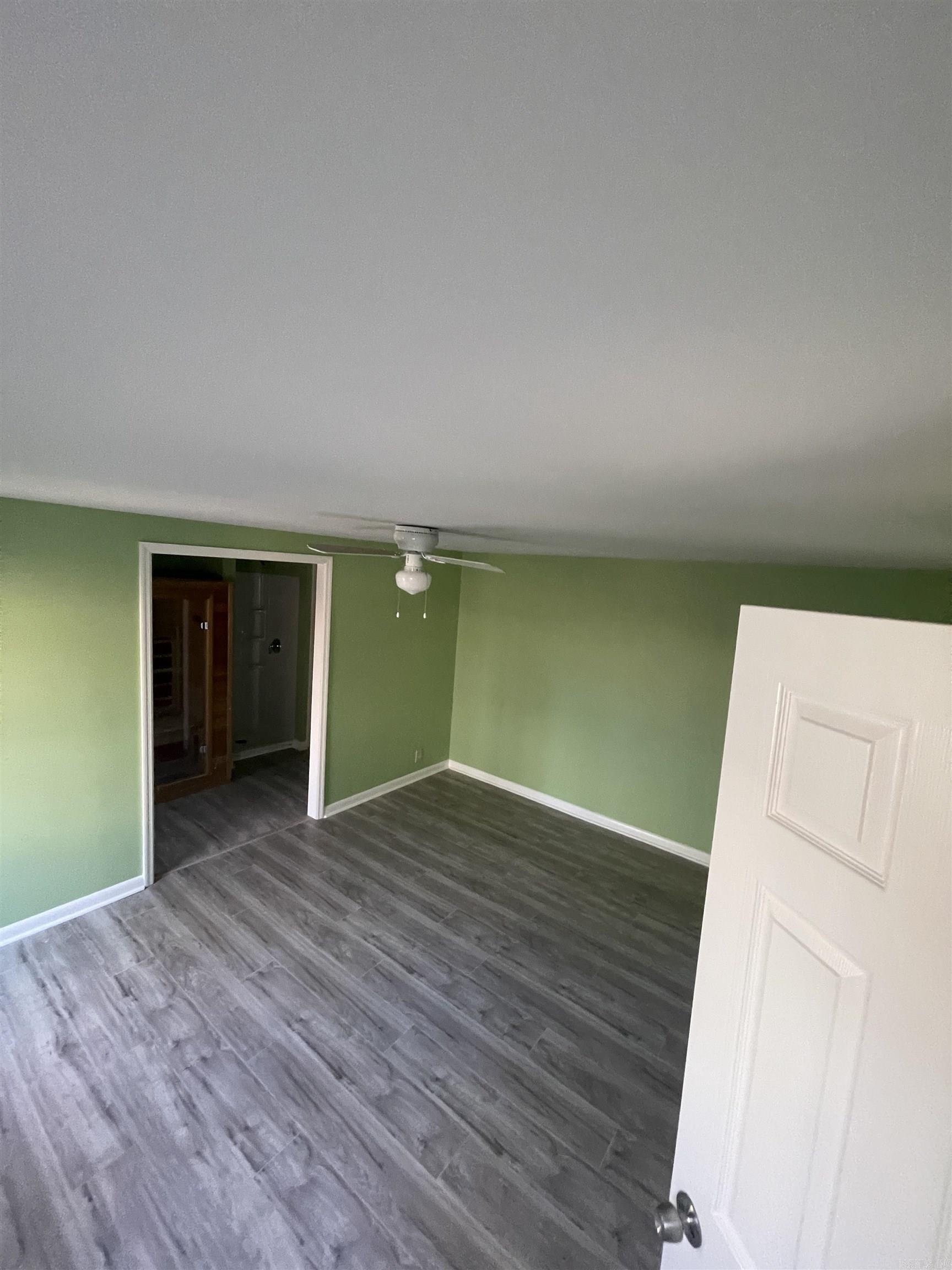 4225 Golden Oak Road