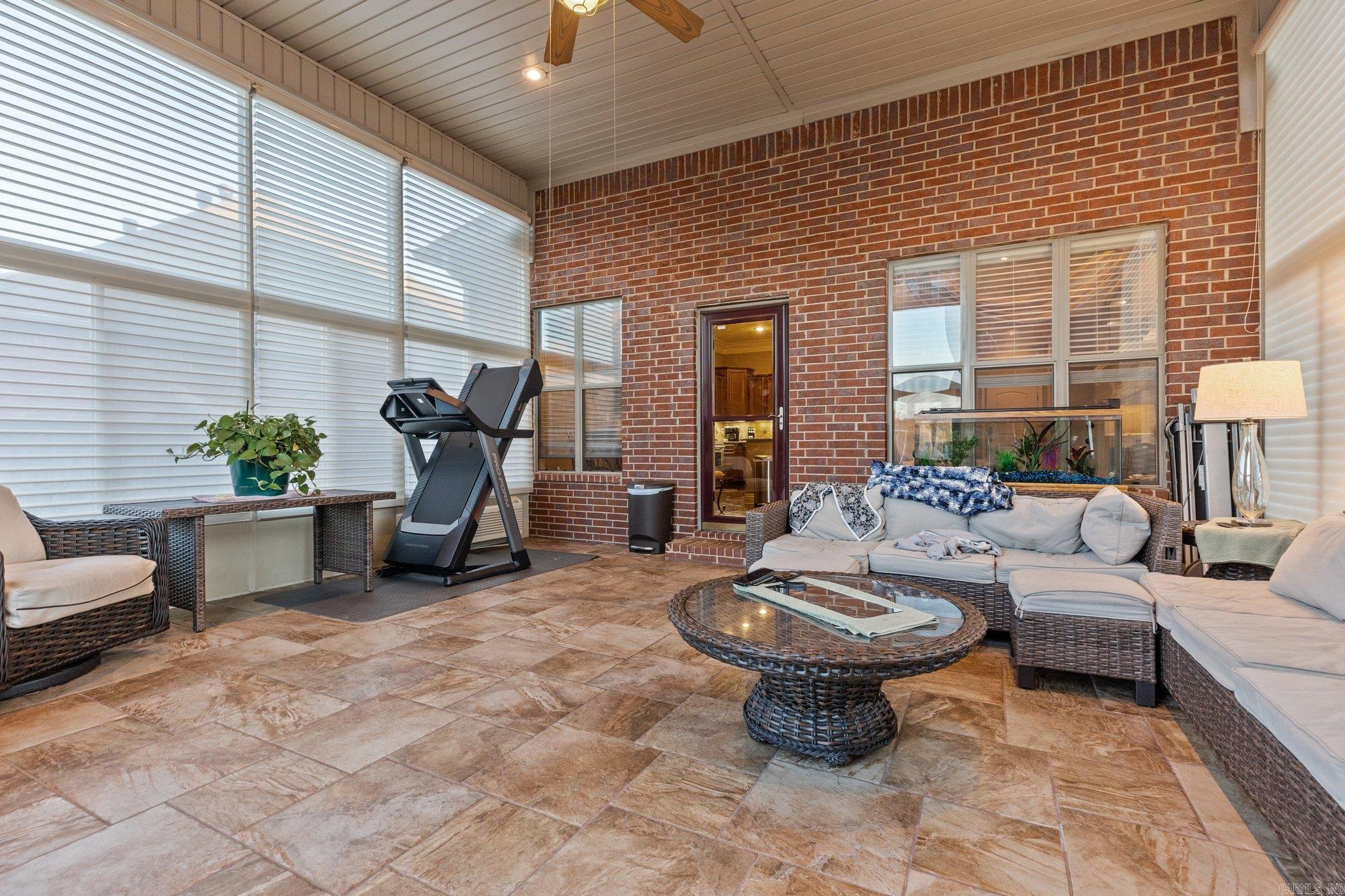 223 Corondelet Lane