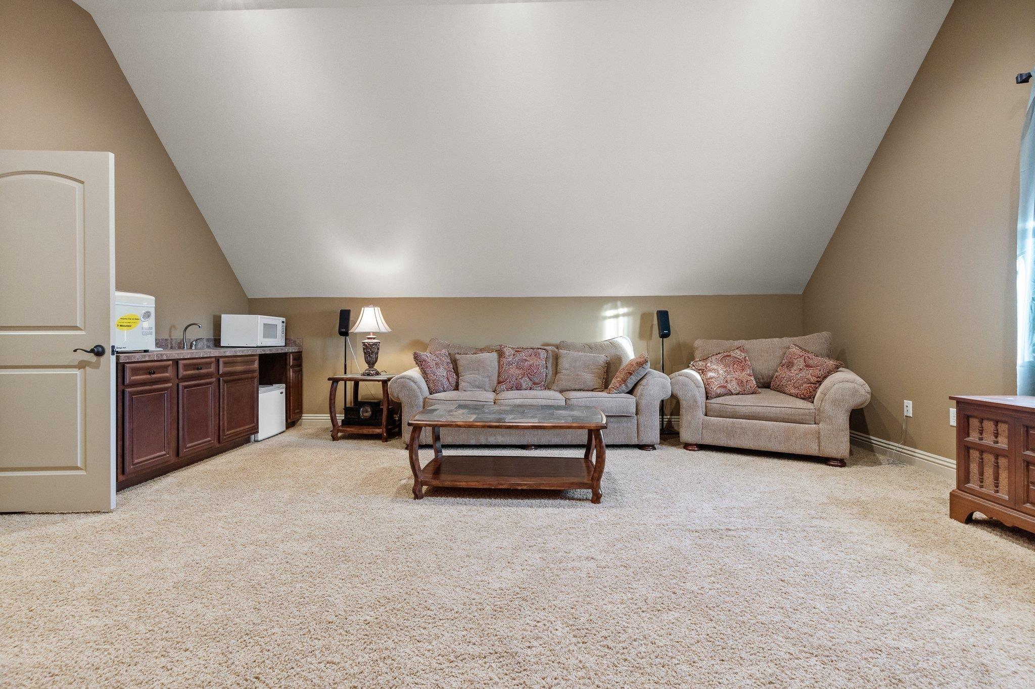 223 Corondelet Lane