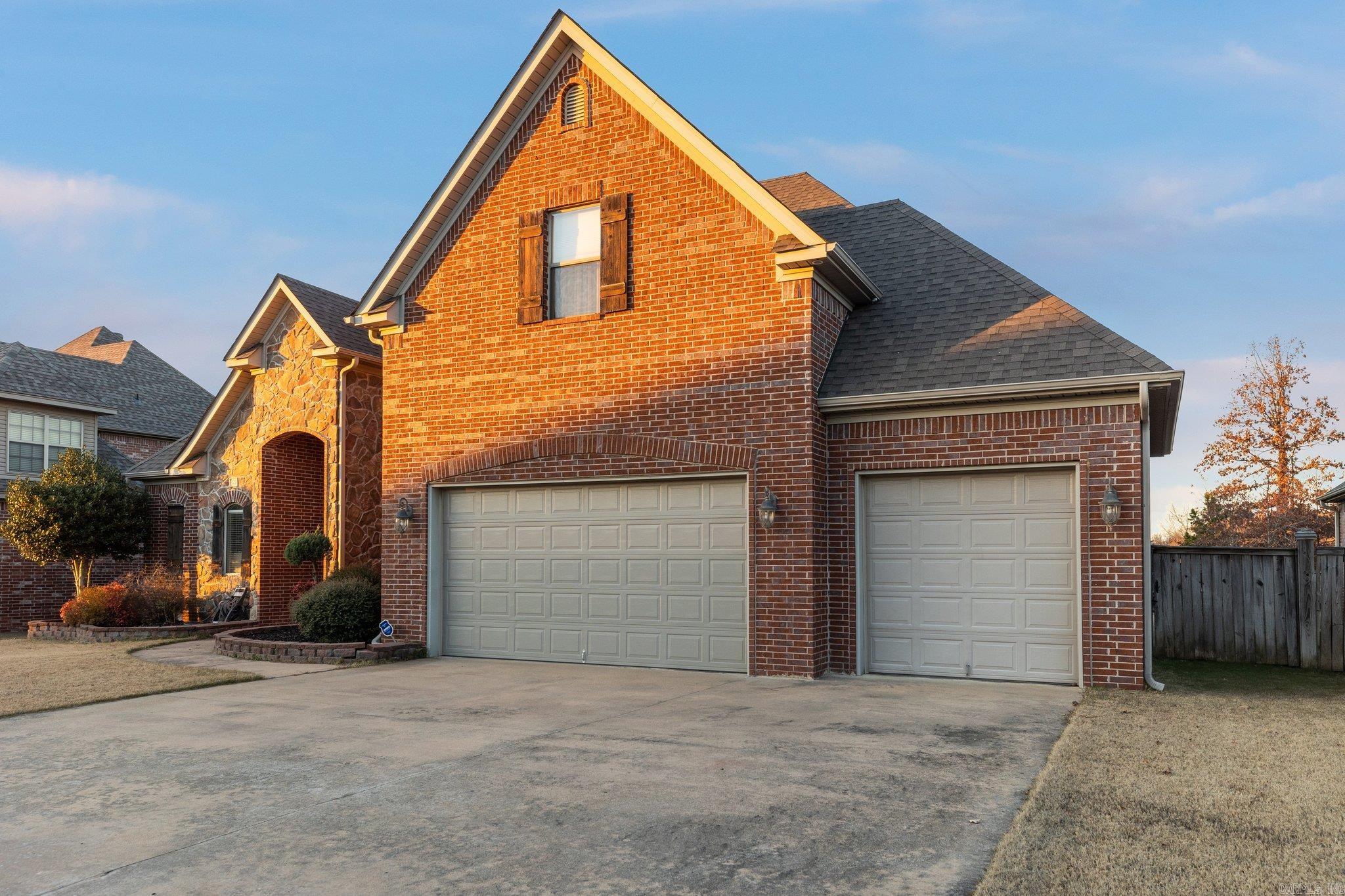 223 Corondelet Lane