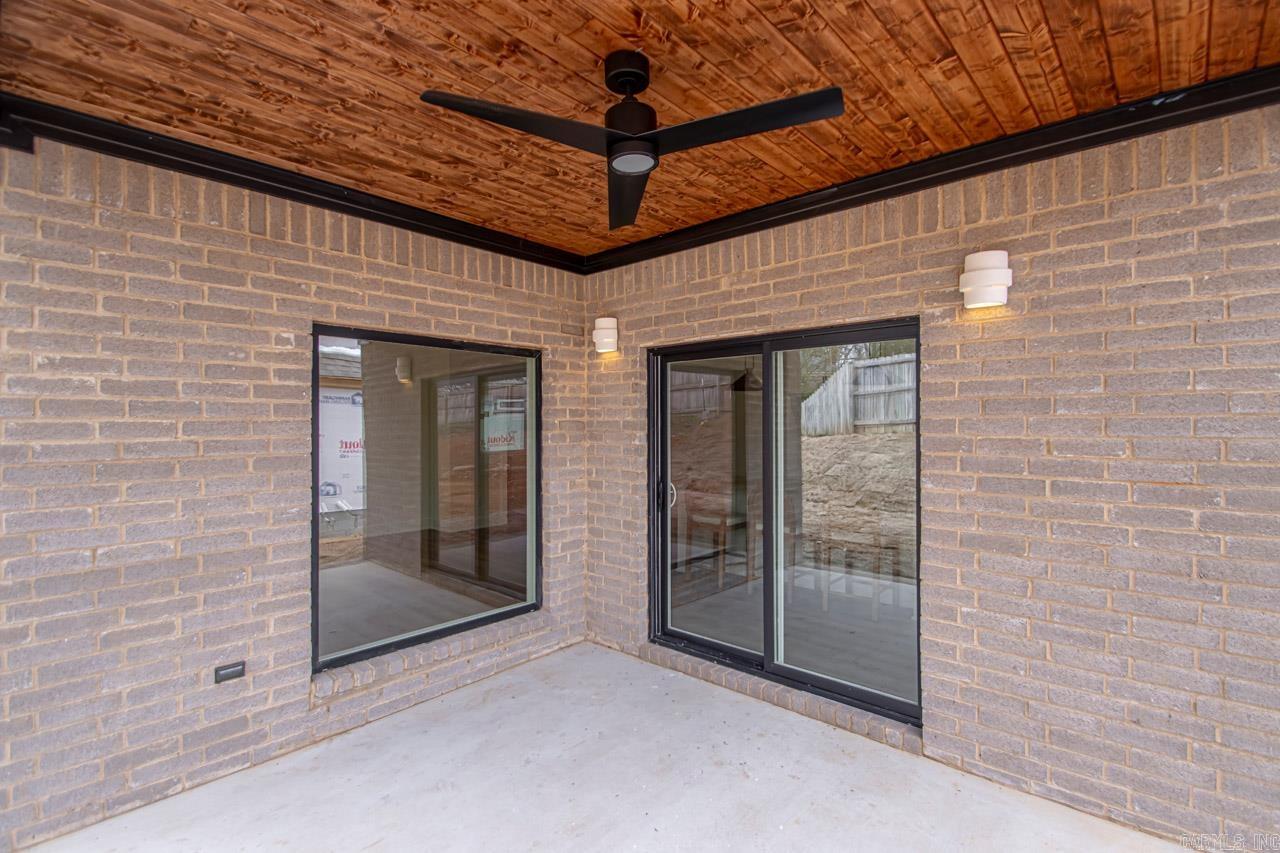 3540 Sylvia Springs