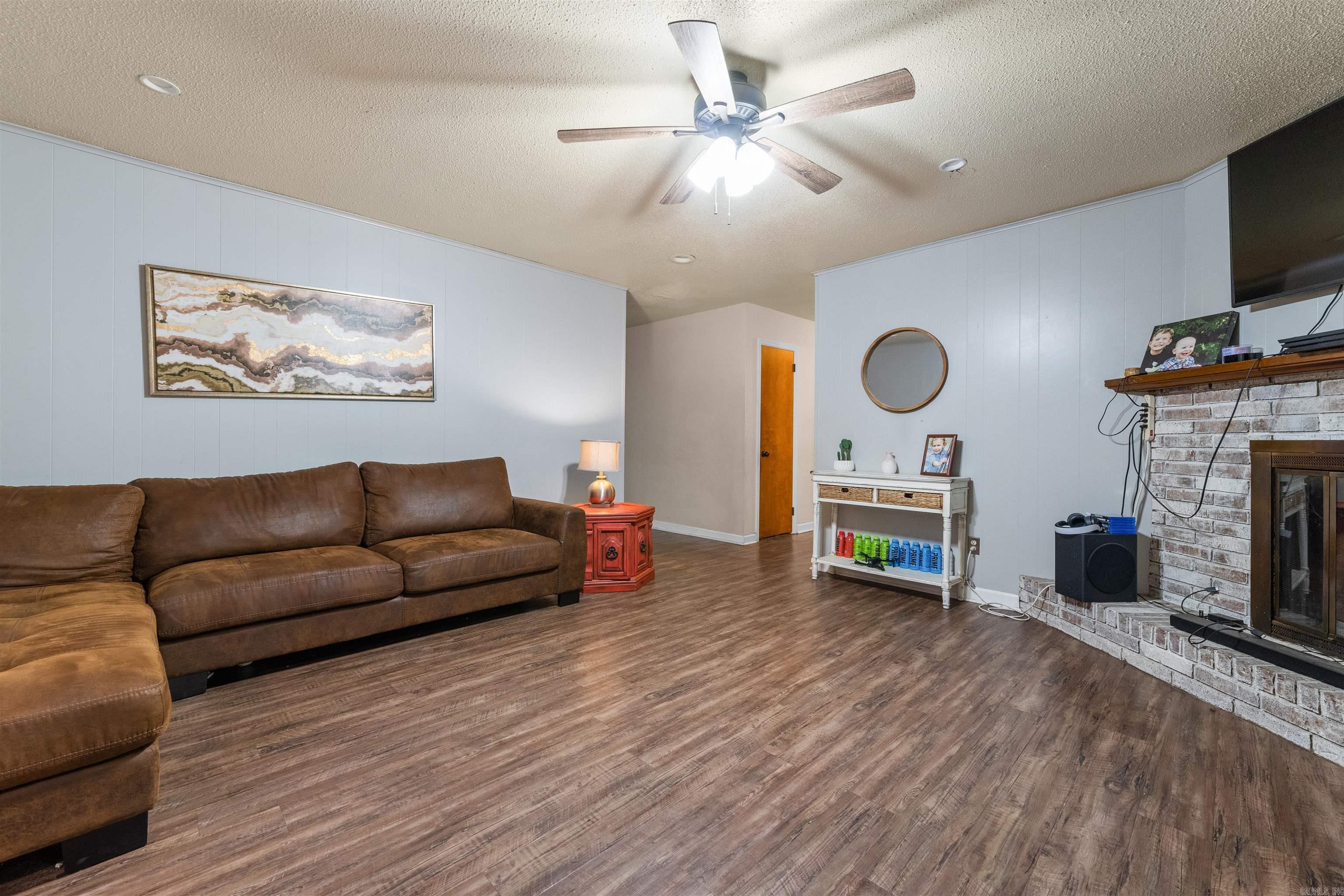 42 Single Oaks Drive