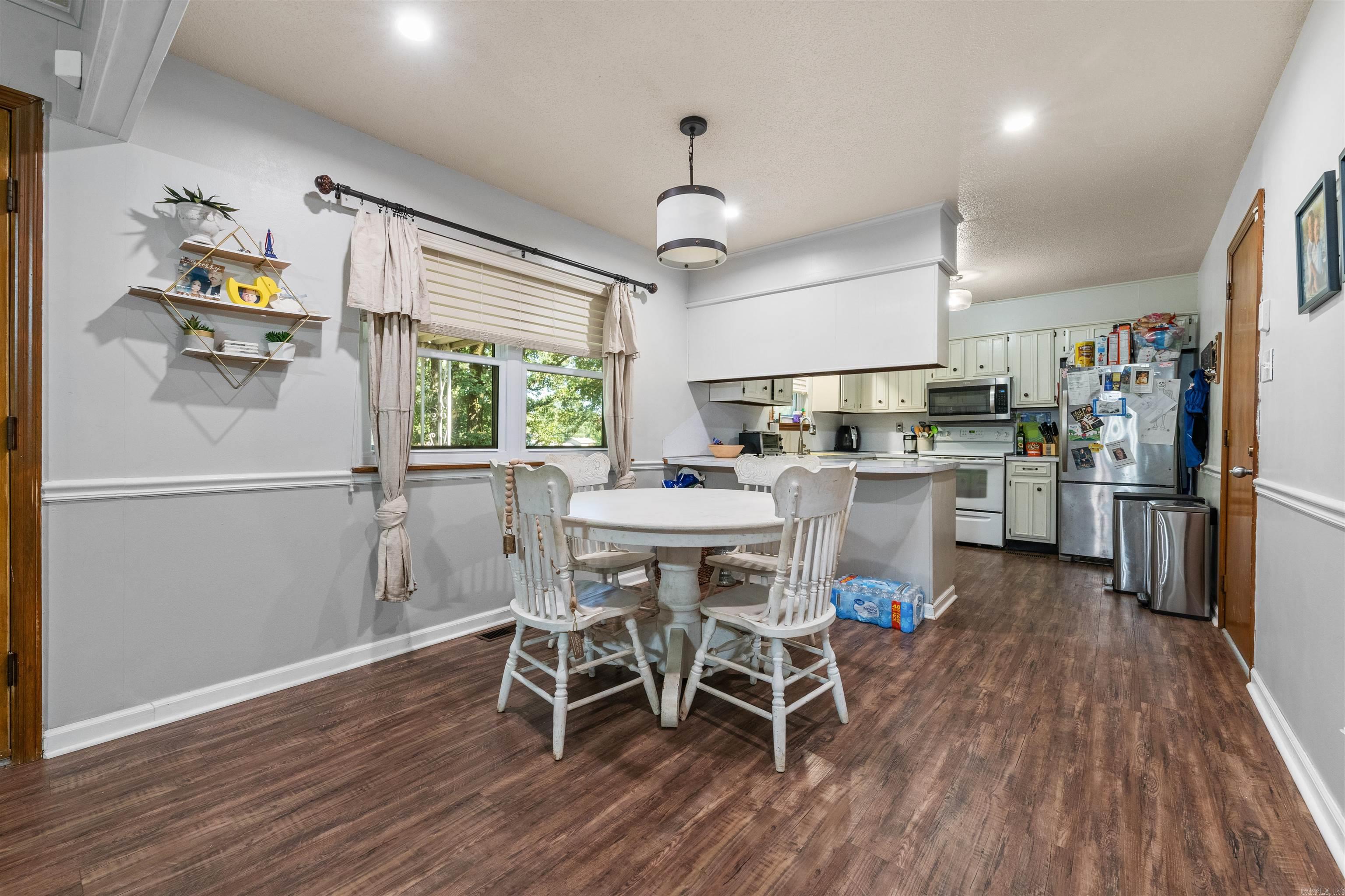 42 Single Oaks Drive