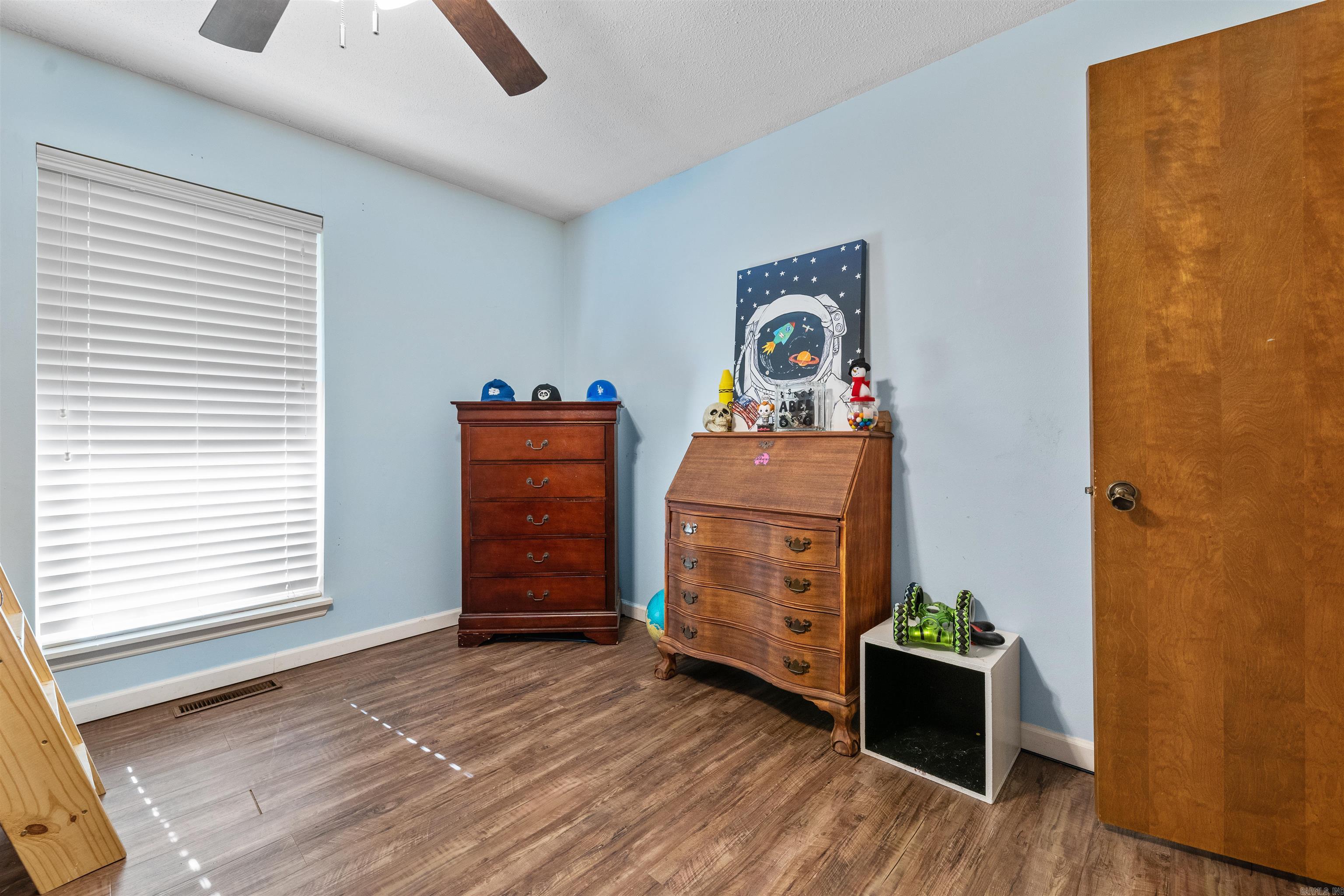 42 Single Oaks Drive